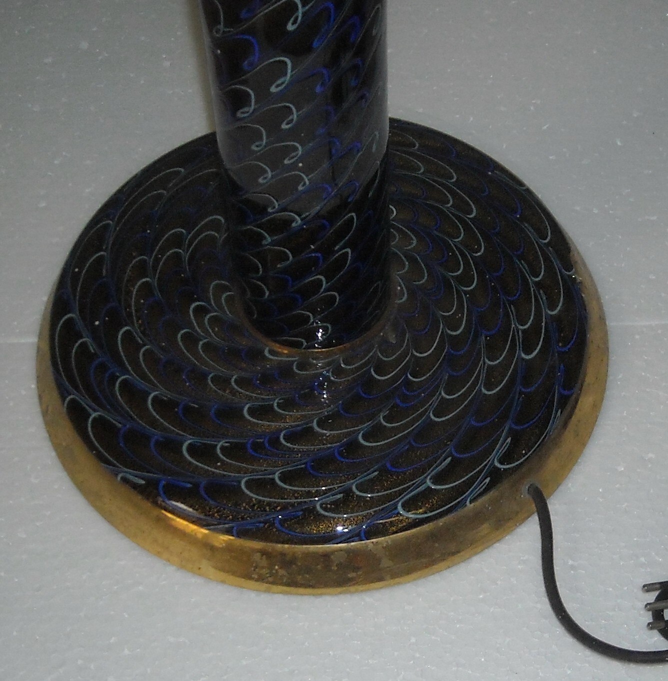 Lampada Da Pavimento In Vetro Di Murano E Metallo Dorato