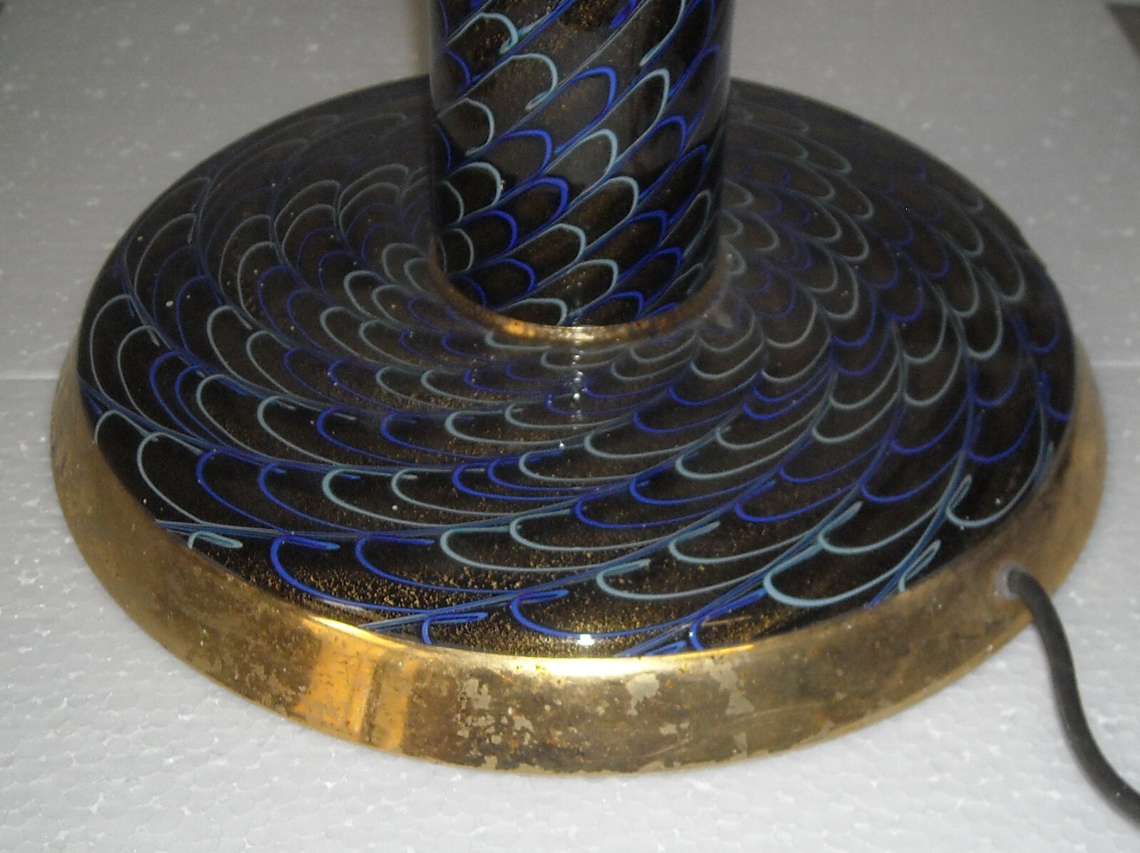 Lampada Da Pavimento In Vetro Di Murano E Metallo Dorato