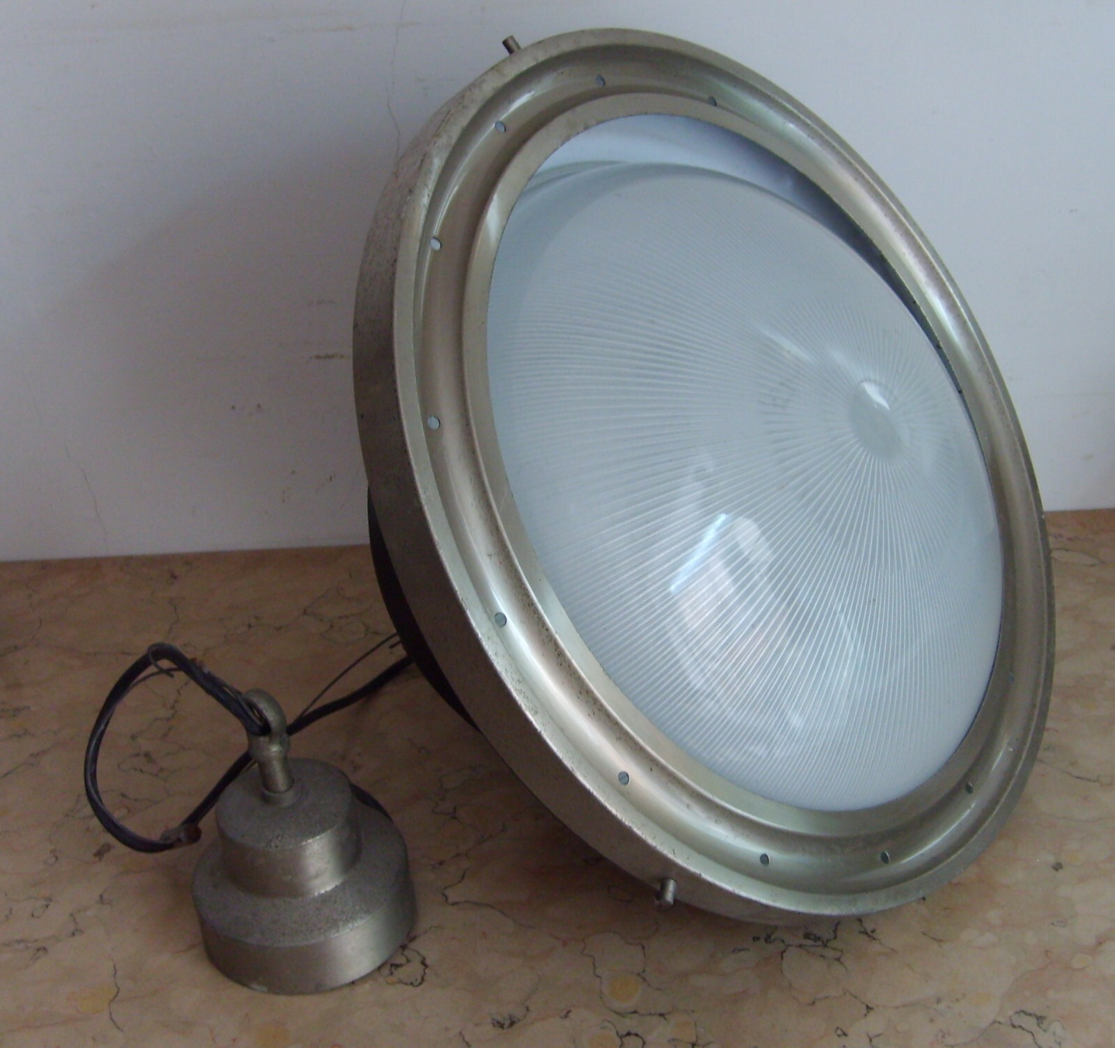 Design Illuminazione: Lampada A Sospensione Tau Di Sergio Mazza Per Artemide