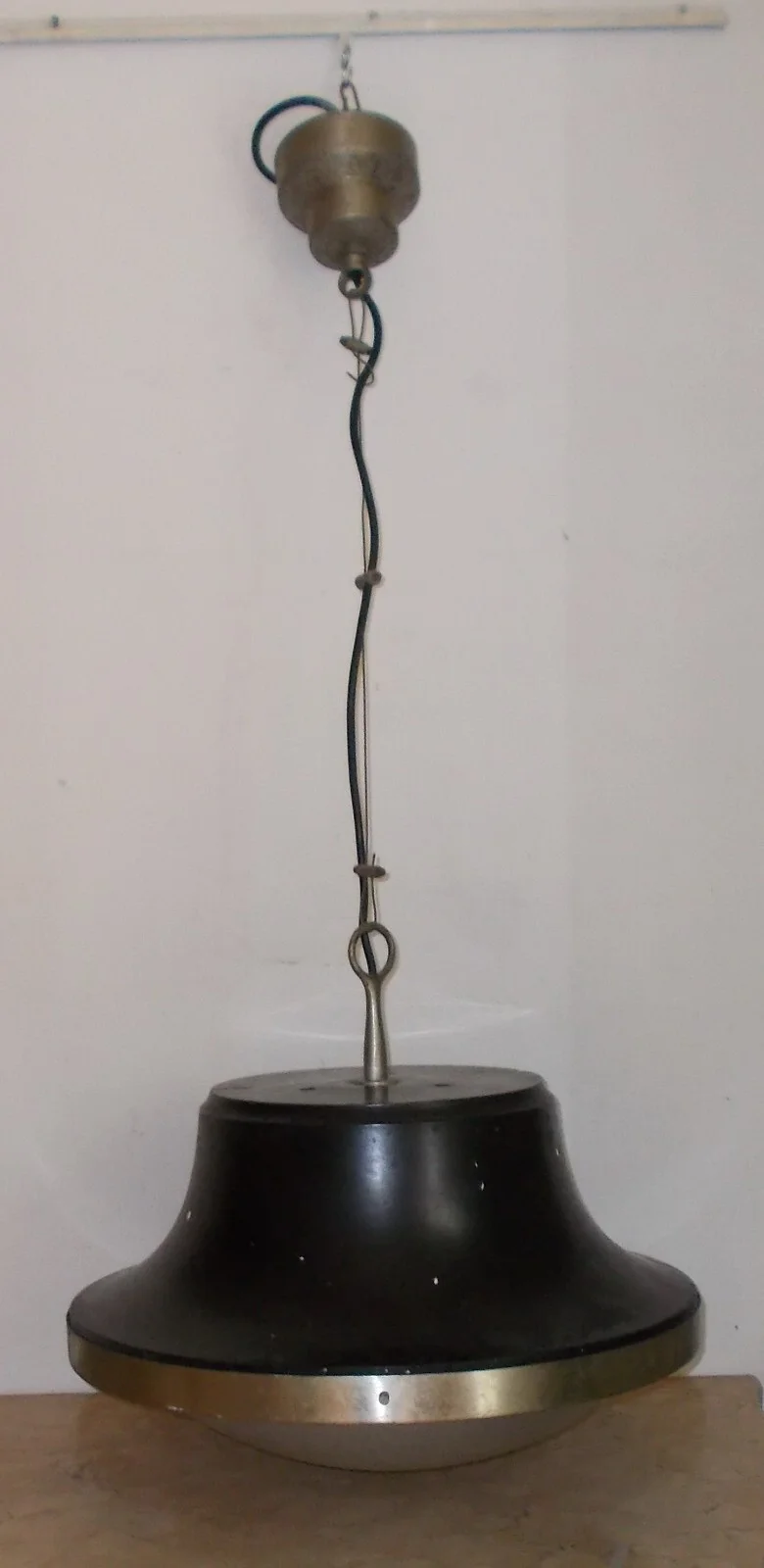 Design Lighting: Tau Pendant Lamp by Sergio Mazza for Artemide
