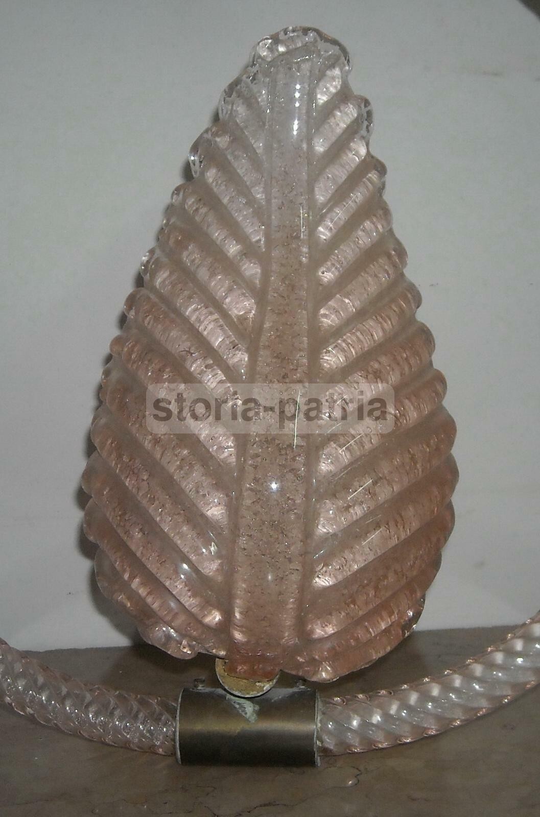 Lampadario Decorativo In Vetro Rosa d'Epoca