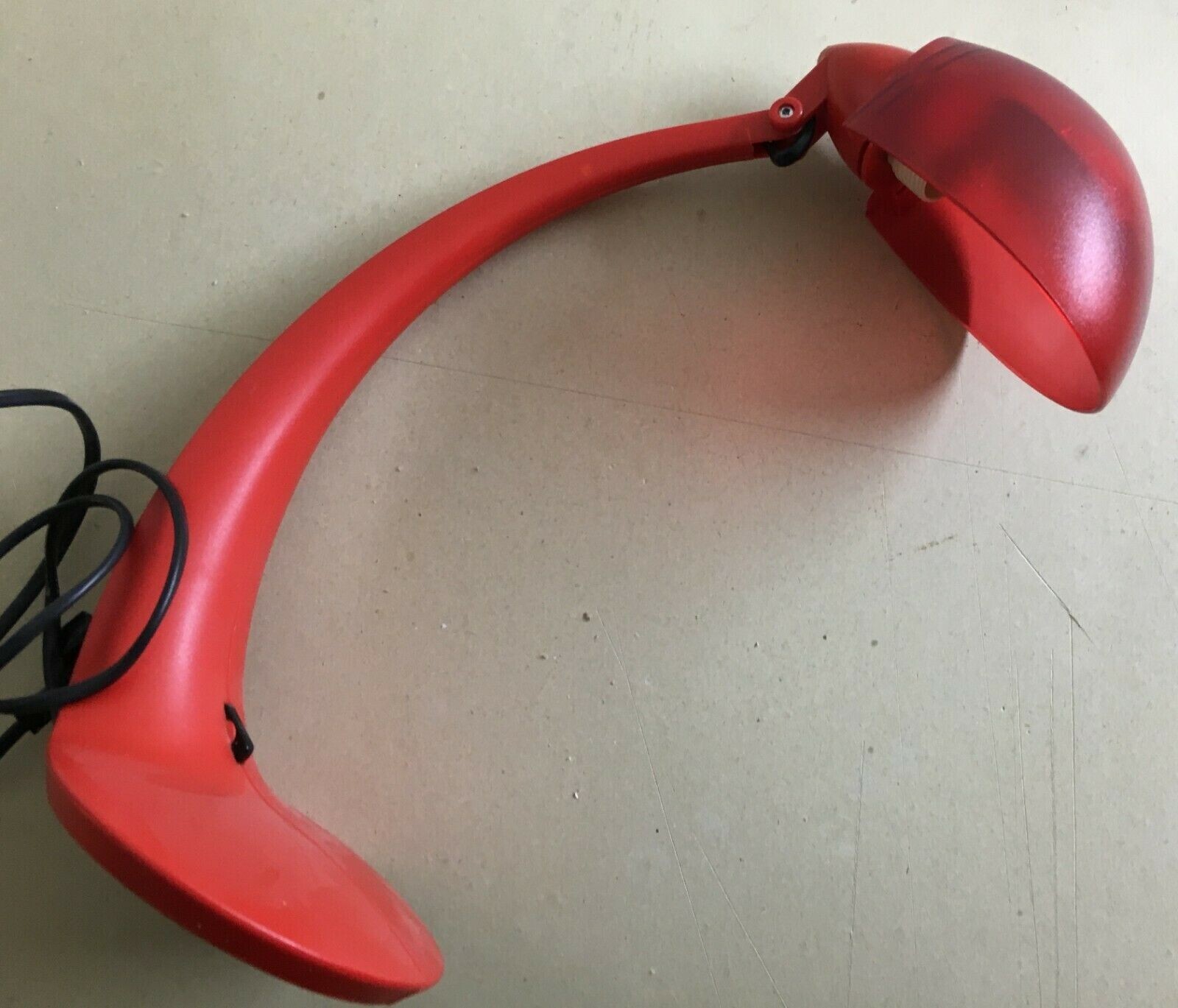 Design Modernariato Illuminazione: Lampada Da Tavolo Veneta Lumi "Virgola"