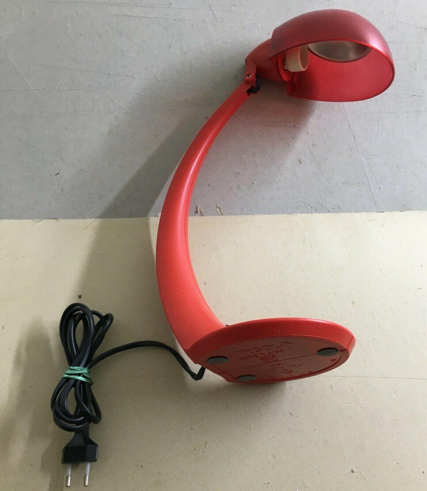 Design Modernariato Illuminazione: Lampada Da Tavolo Veneta Lumi "Virgola"