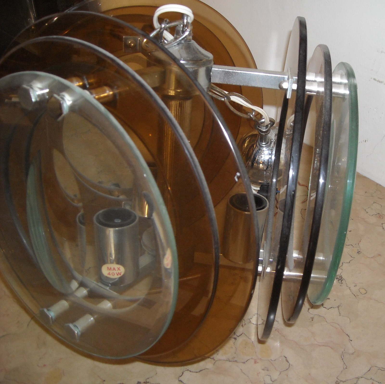 Lampada A Sospensione d'Epoca In Vetro Molato E Design Modernariato