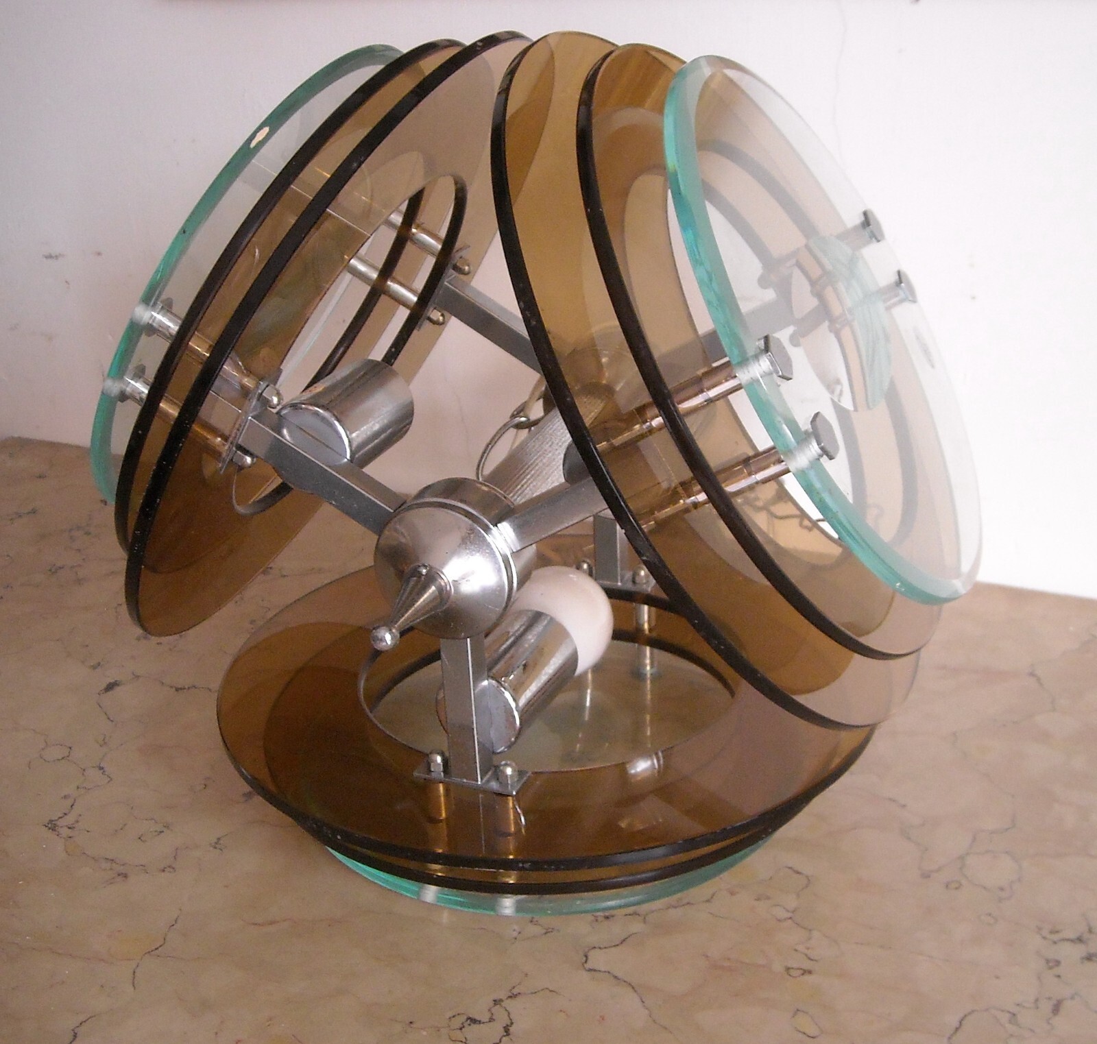 Lampada A Sospensione d'Epoca In Vetro Molato E Design Modernariato