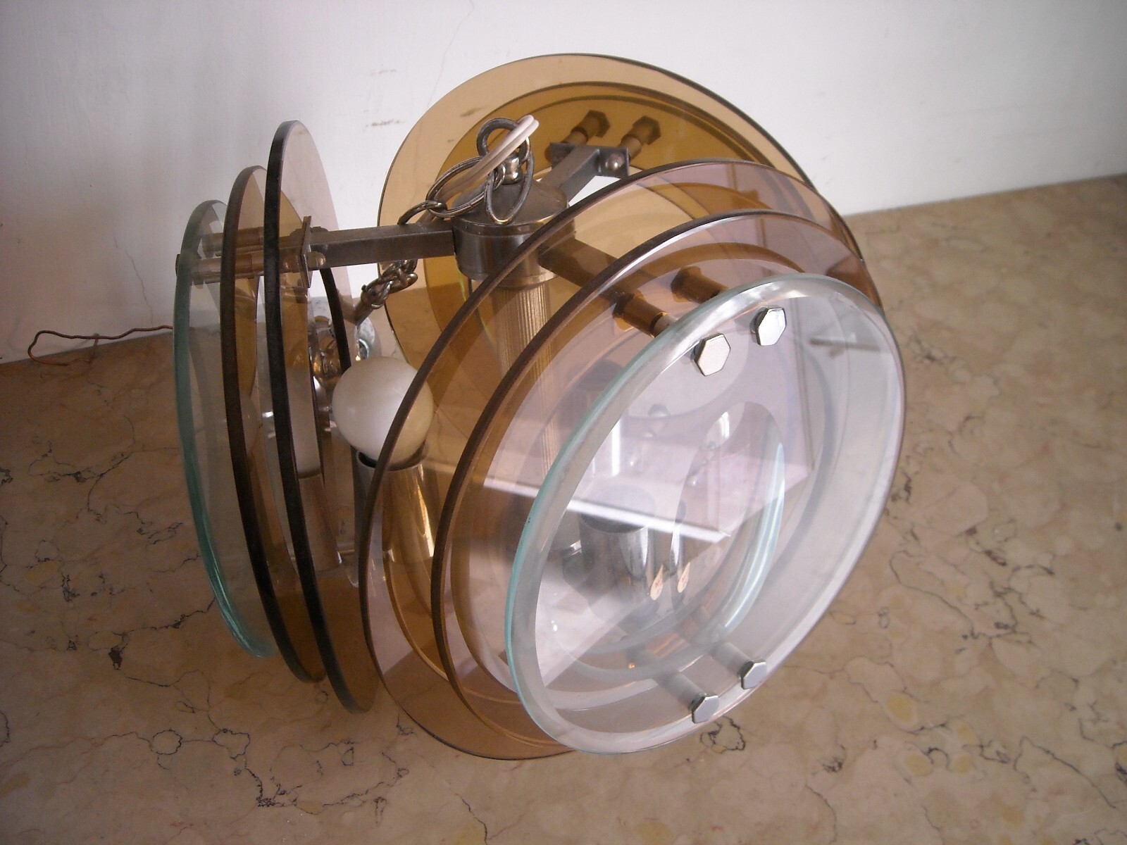 Lampada A Sospensione d'Epoca In Vetro Molato E Design Modernariato