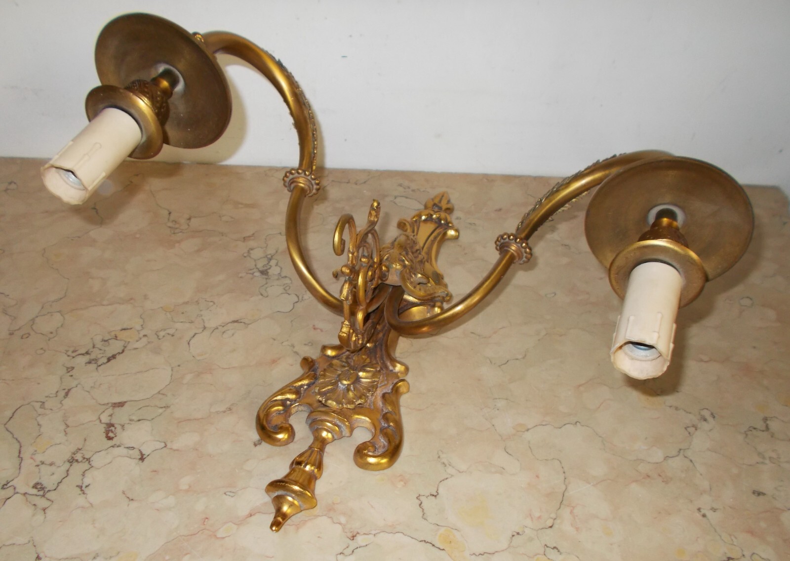 Artistica Applique In Metallo Dorato   Lampada Decorativa Con Mascherone Esoterico