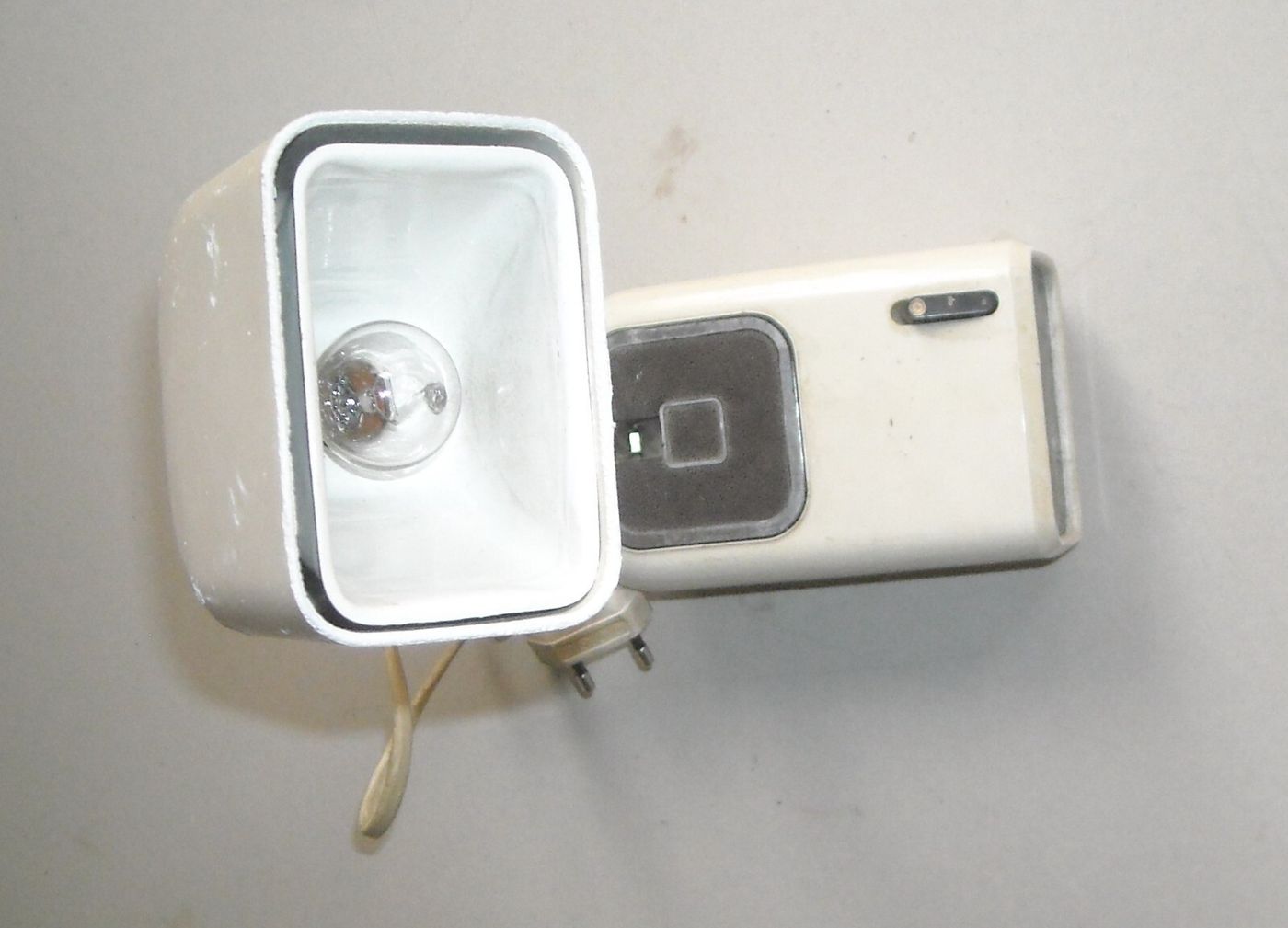 Lampada d'Epoca Pieghevole Inusuale, Design Italiano Di Modernariato