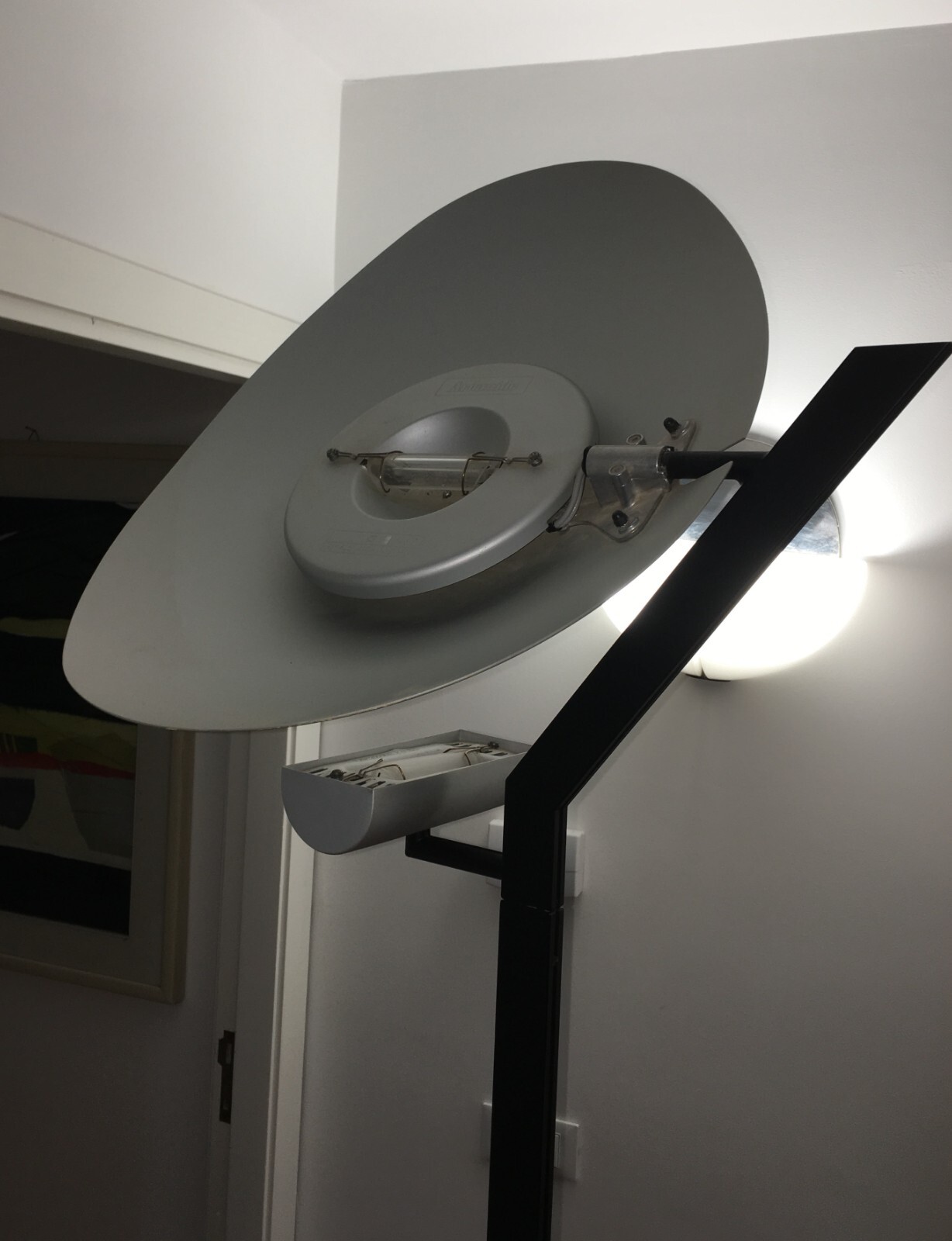 Design   Illuminazione Stilizzata: Lampada Artemide Gismondi Piantana Zen Anni '80