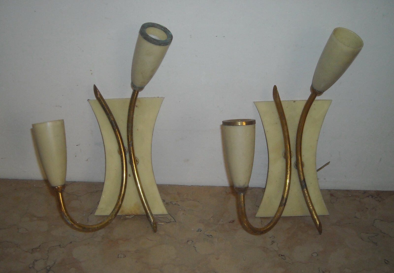 Coppia Di Lampade Da Parete Appliques, Design Italiano Del Novecento