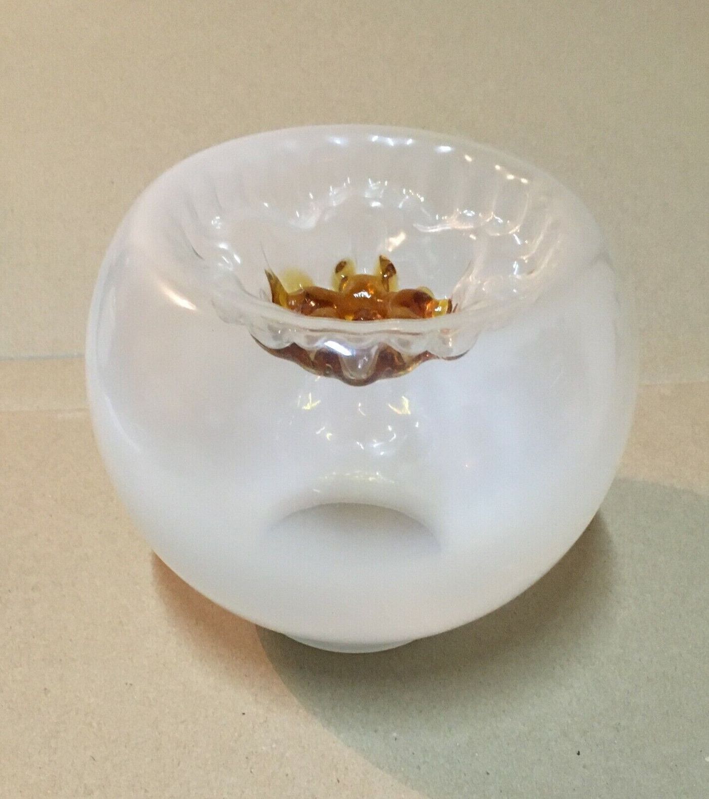 Coppa Per Lampada In Vetro Di Murano Con Introflessioni