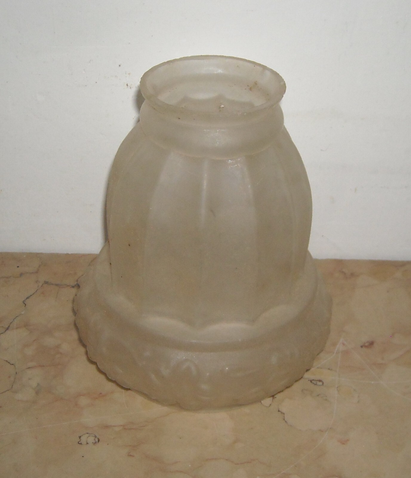 Antica Coppa Per Lampada Decorativa In Vetro Con Decoro Floreale, Stile Liberty