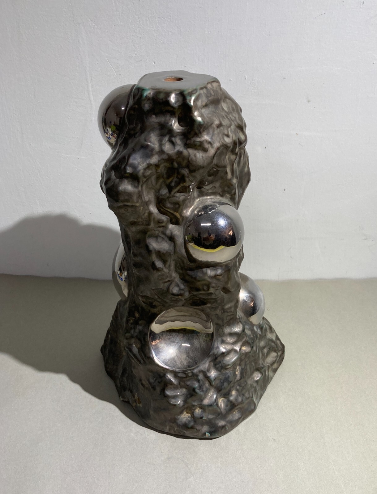 Base Per Lampada Scultorea Informale In Ceramica Argentata