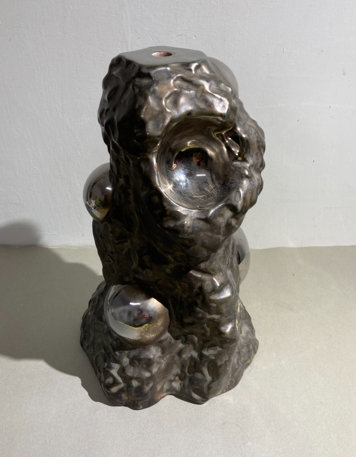 Base Per Lampada Scultorea Informale In Ceramica Argentata