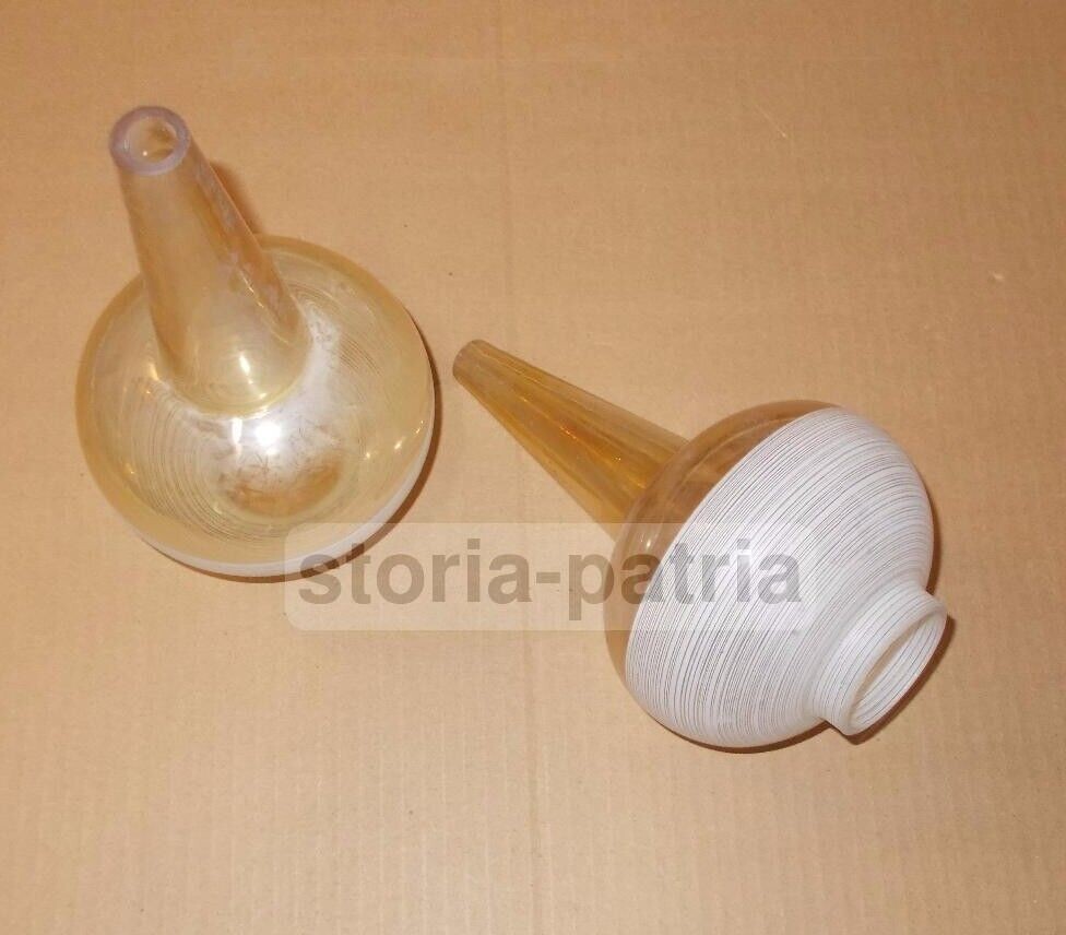 Lampade, Lampadari, Accessori: Coppia Di Coppe Vitree, Insolito Modellato, Novecento