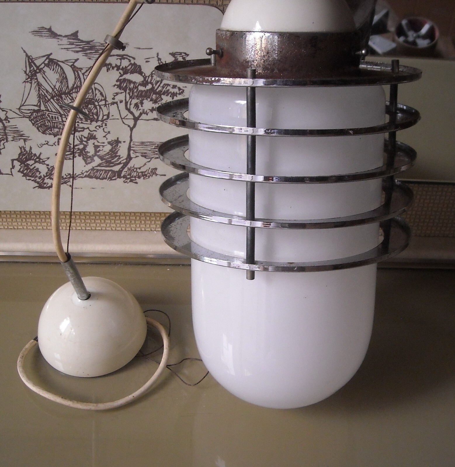 Lampada Da Soffitto In Vetro Opalescente E Metallo Cromato, Stile Fontana Arte, 1950 1970 Circa