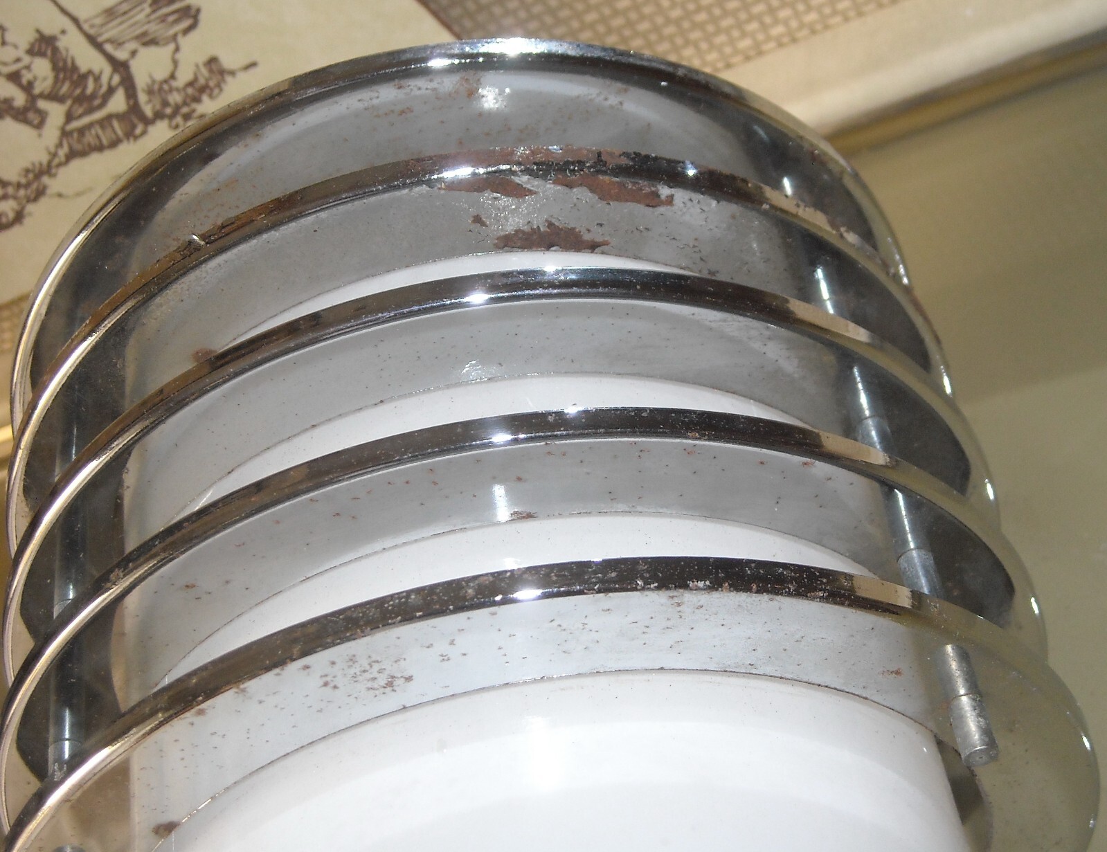 Lampada Da Soffitto In Vetro Opalescente E Metallo Cromato, Stile Fontana Arte, 1950 1970 Circa
