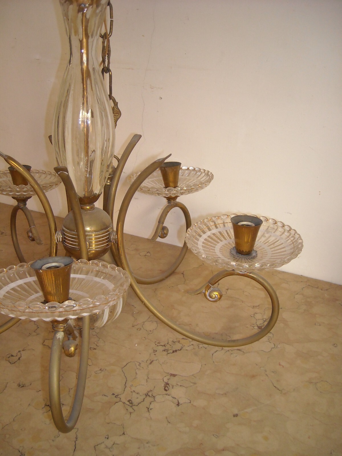 Lampadario In Ottone E Vetro Laminato Oro Stile Art Déco