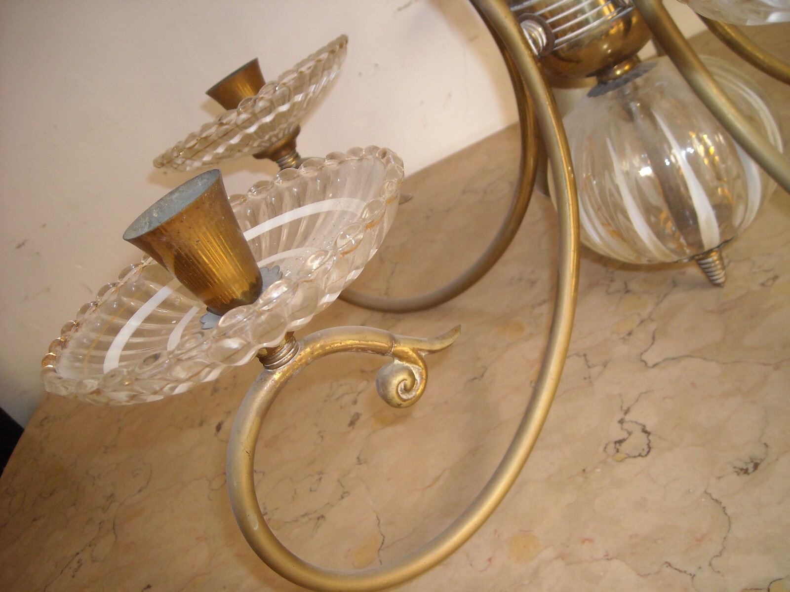 Lampadario In Ottone E Vetro Laminato Oro Stile Art Déco