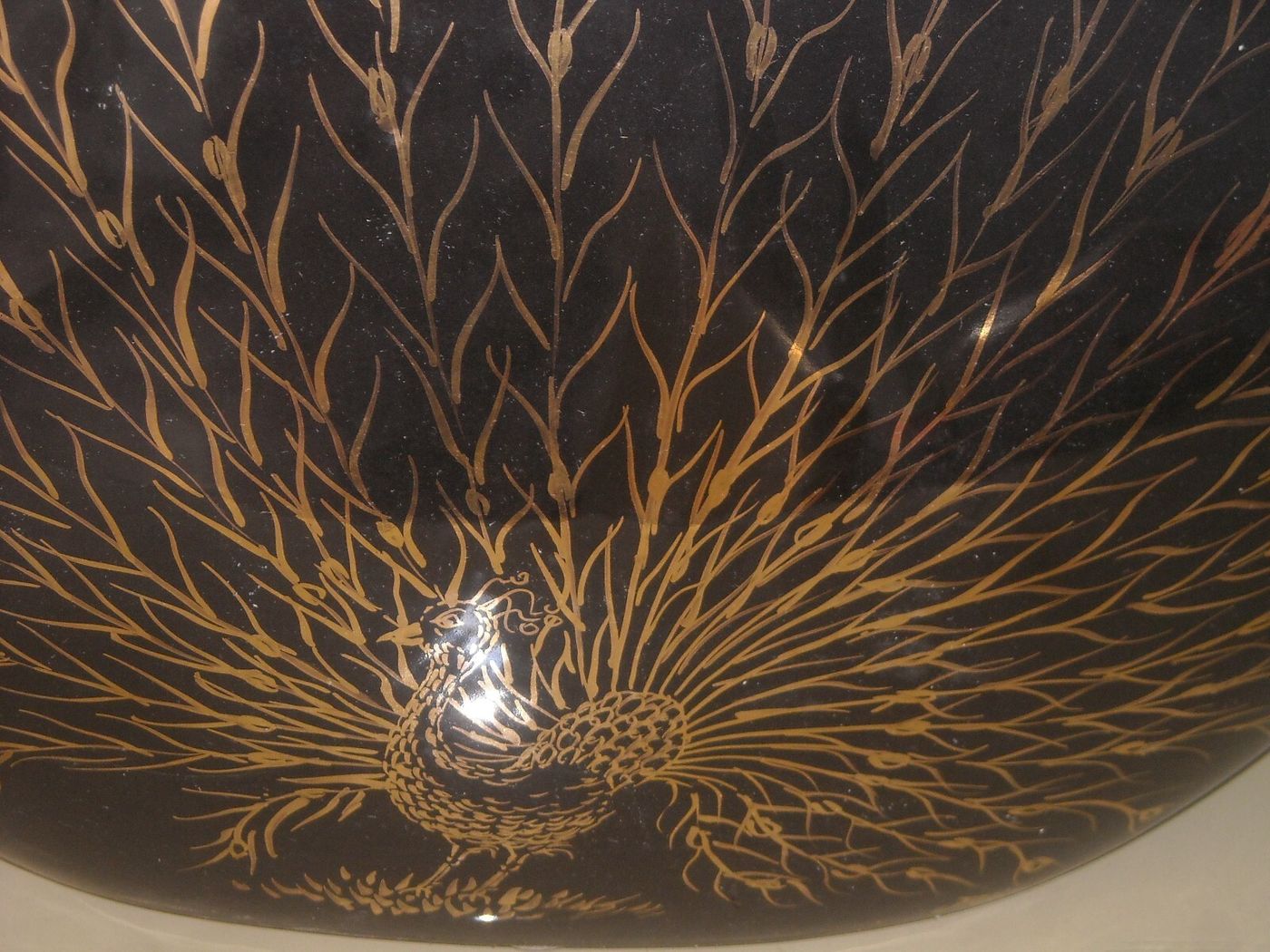 Lampada Da Tavolo Decorativa In Ceramica Dipinta Con Pavone Afrodite