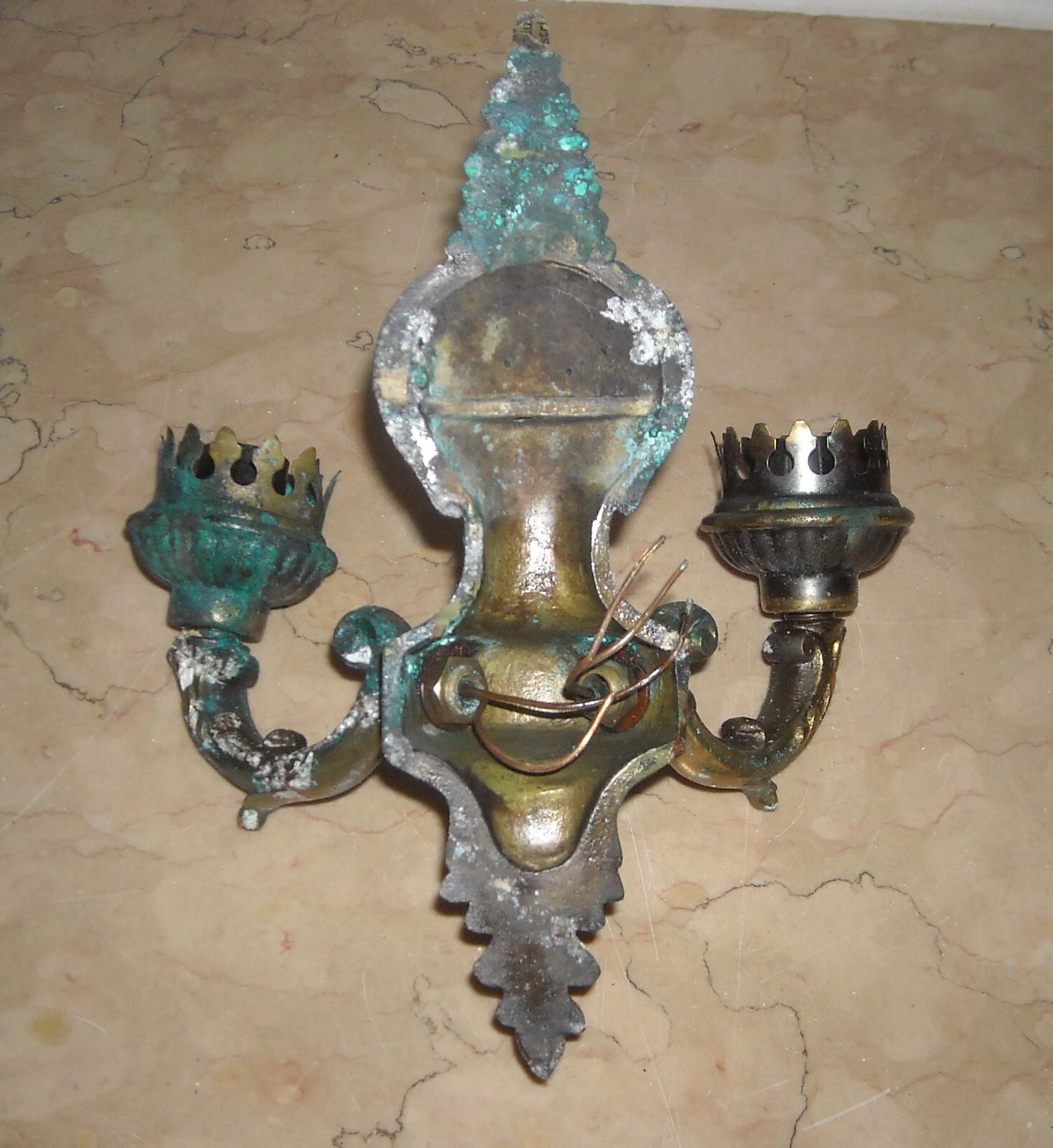 Set Di Quattro Lampade Da Parete Decorative (appliques) A Motivi Vegetali