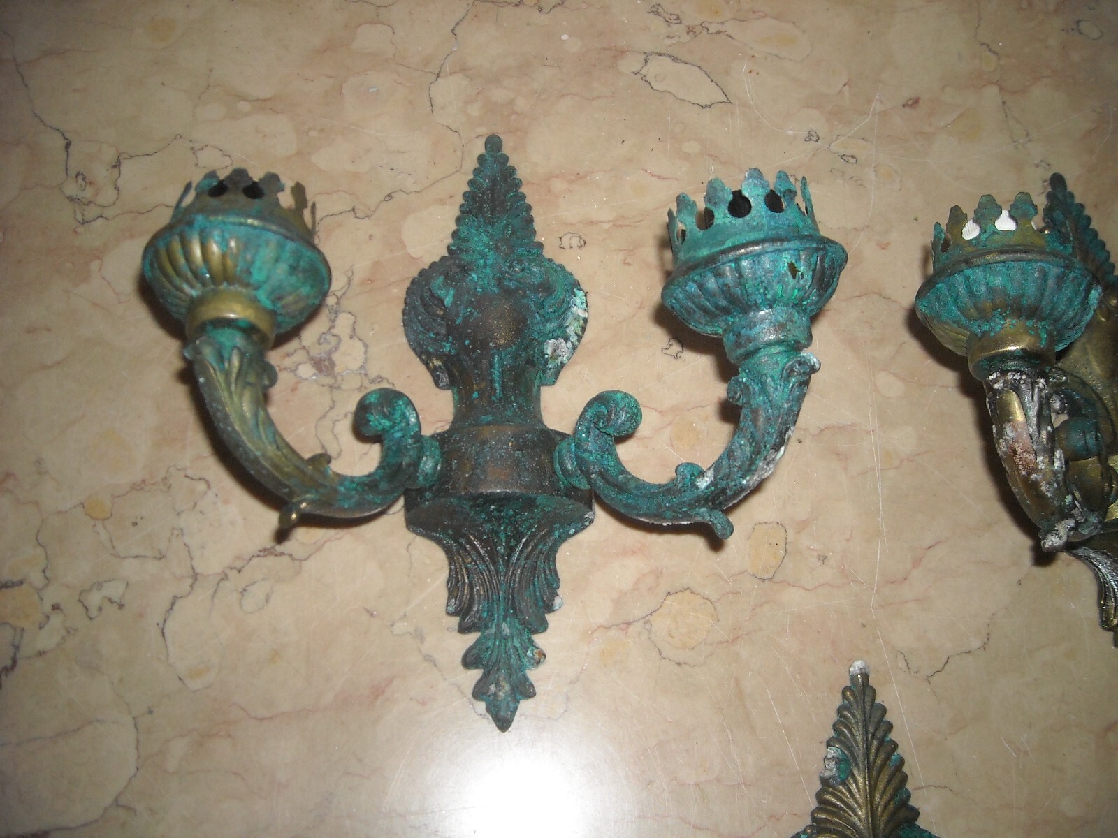 Set Di Quattro Lampade Da Parete Decorative (appliques) A Motivi Vegetali