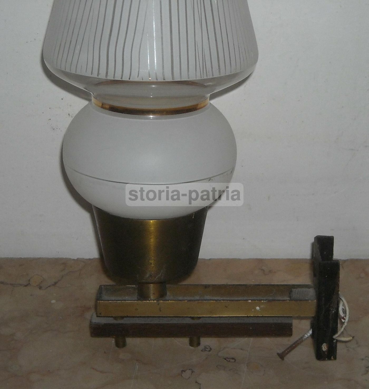 Decorativa Lampada Da Parete, Applique d'Epoca, Design, Modernariato, Coppa In Vetro