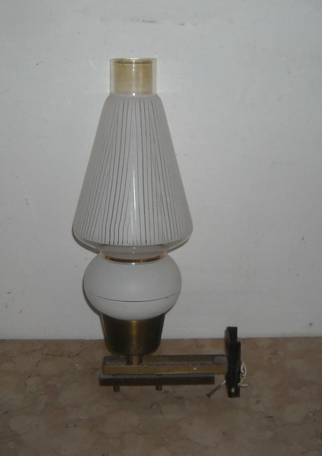 Decorativa Lampada Da Parete, Applique d'Epoca, Design, Modernariato, Coppa In Vetro