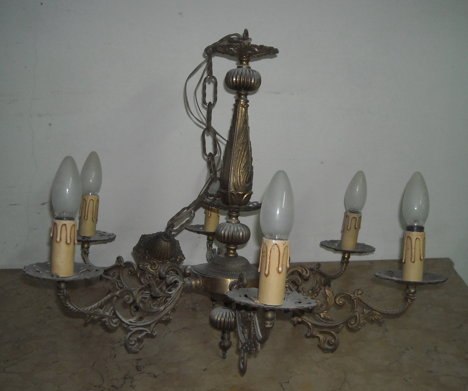 Lampadario Artistico Decorativo A Sei Luci In Metallo Bronzato