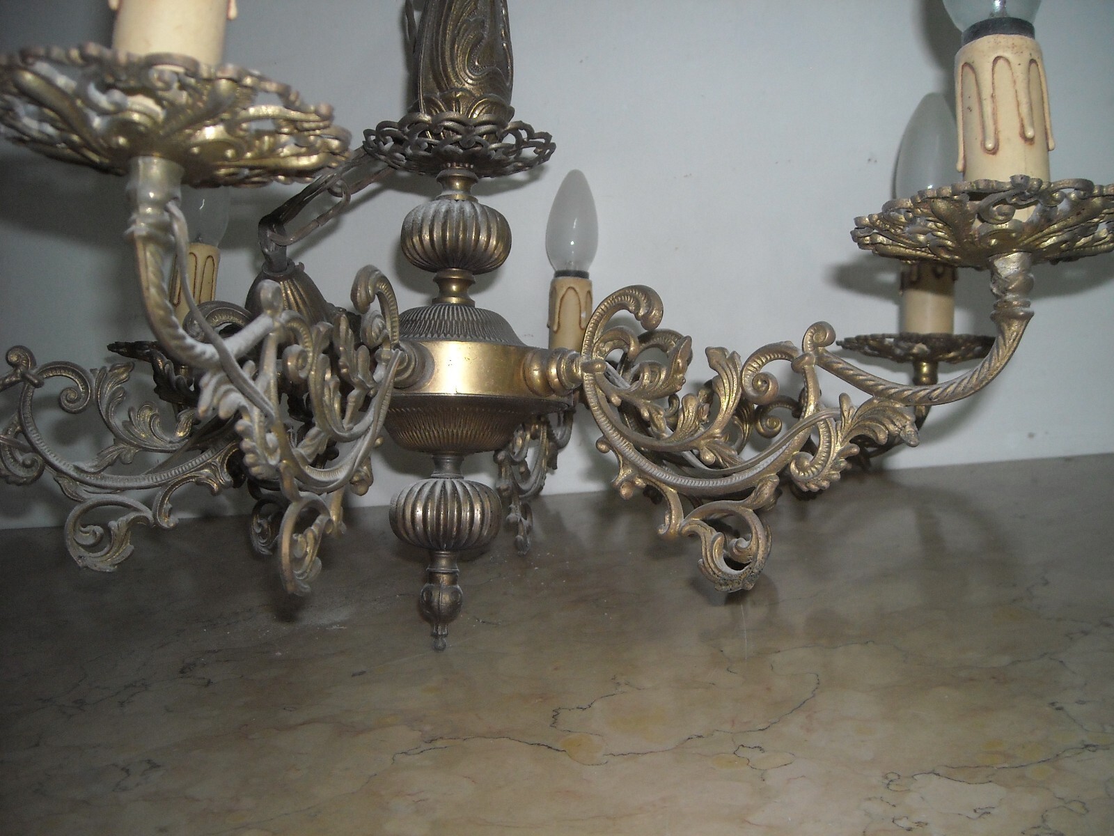 Lampadario Artistico Decorativo A Sei Luci In Metallo Bronzato