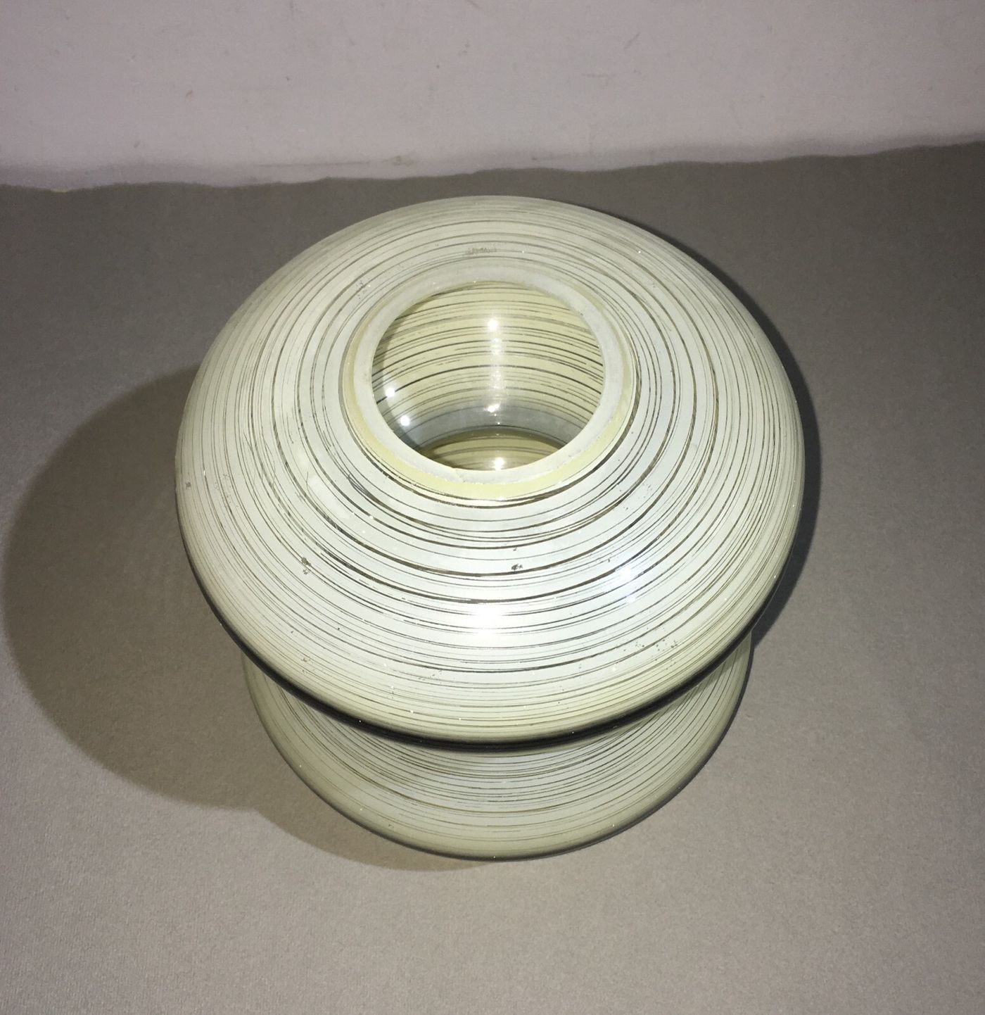 Lampade E Lampadari: Coppa Vitrea Decorata A Clessidra, d'Epoca