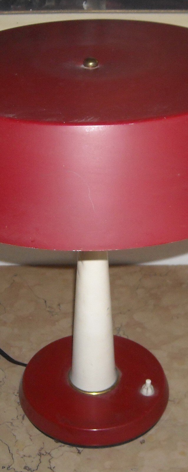 Lampada Da Tavolo In Latta, Modernariato E Design