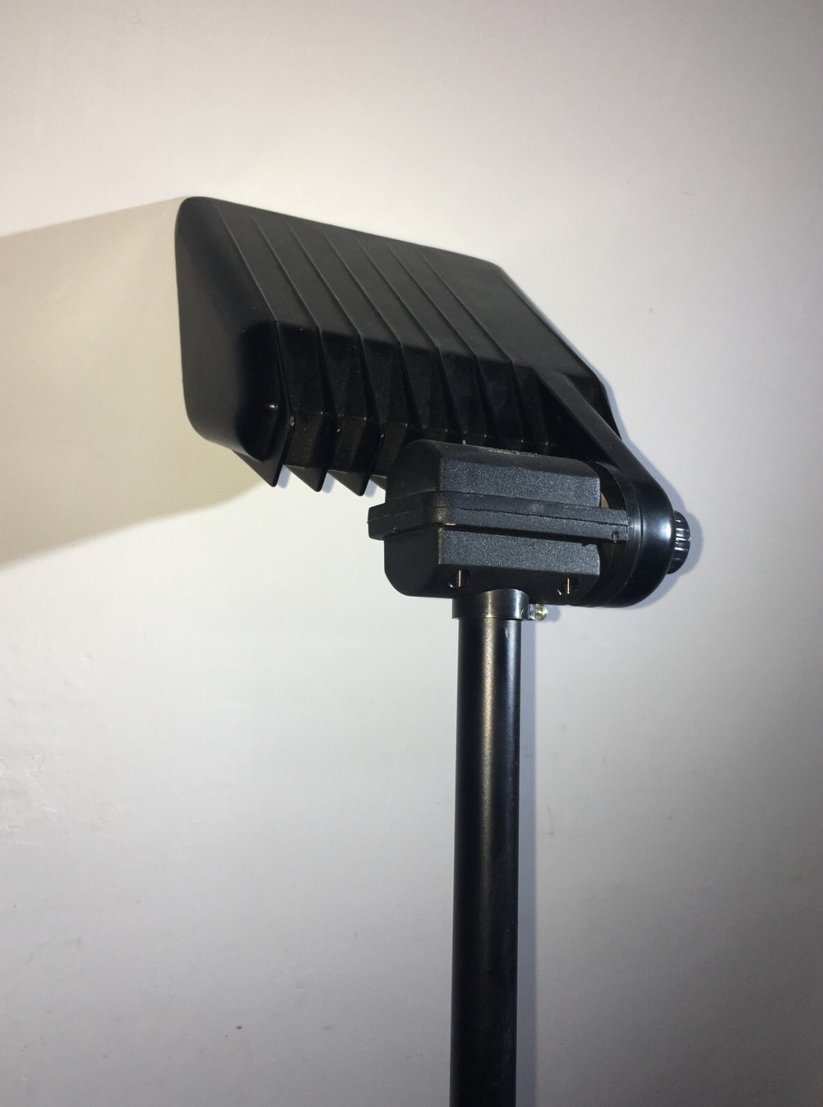 Design Illuminazione Stilizzata Lampada Piantana Iota 500, Designer Joe Colombo