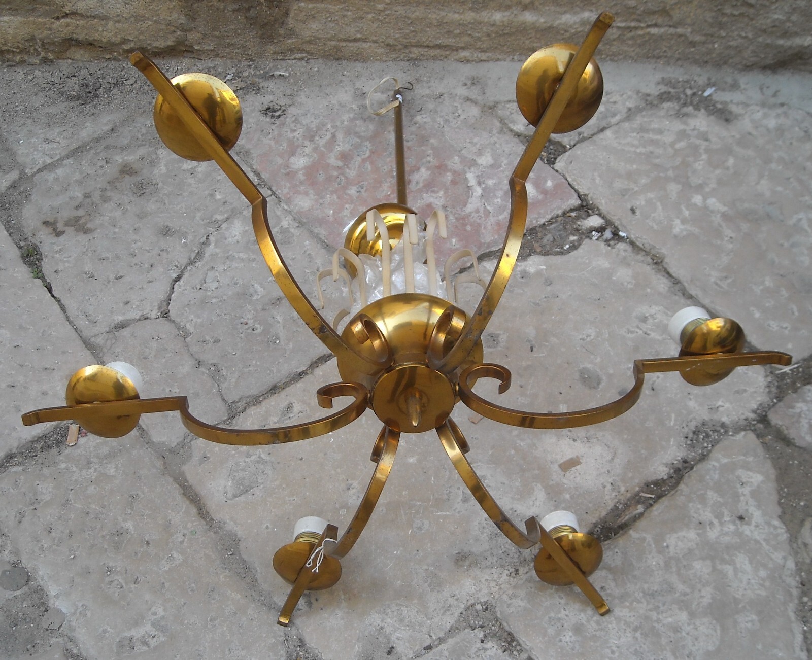 Lampadario Art Déco In Ottone Con Coppe In Vetro, Anni '30 '50