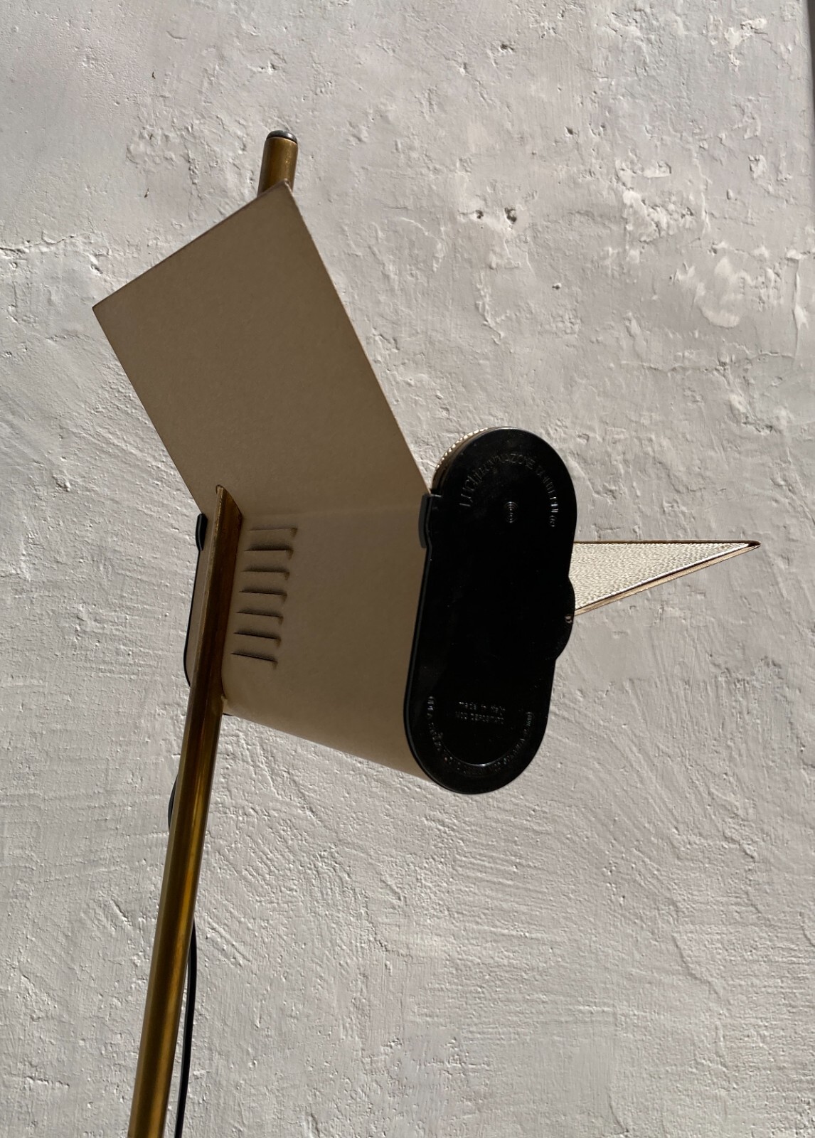 Lampada Da Terra Solaria, Studio Tecno Design Per Luci