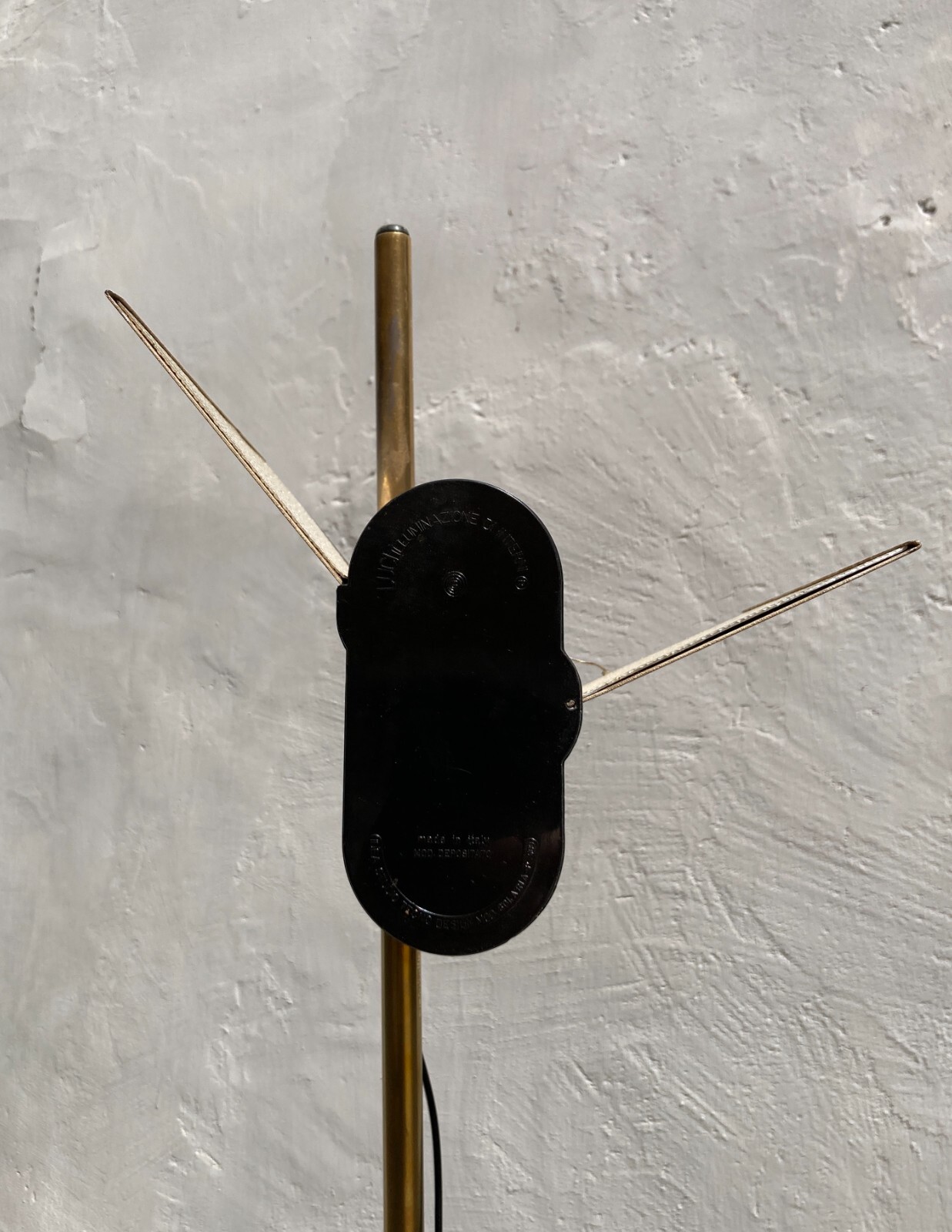 Lampada Da Terra Solaria, Studio Tecno Design Per Luci