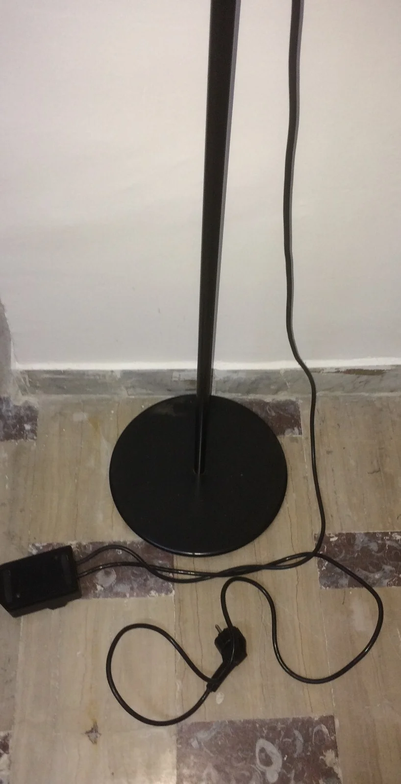 Lampada da Terra Gammalux in Metallo Laccato