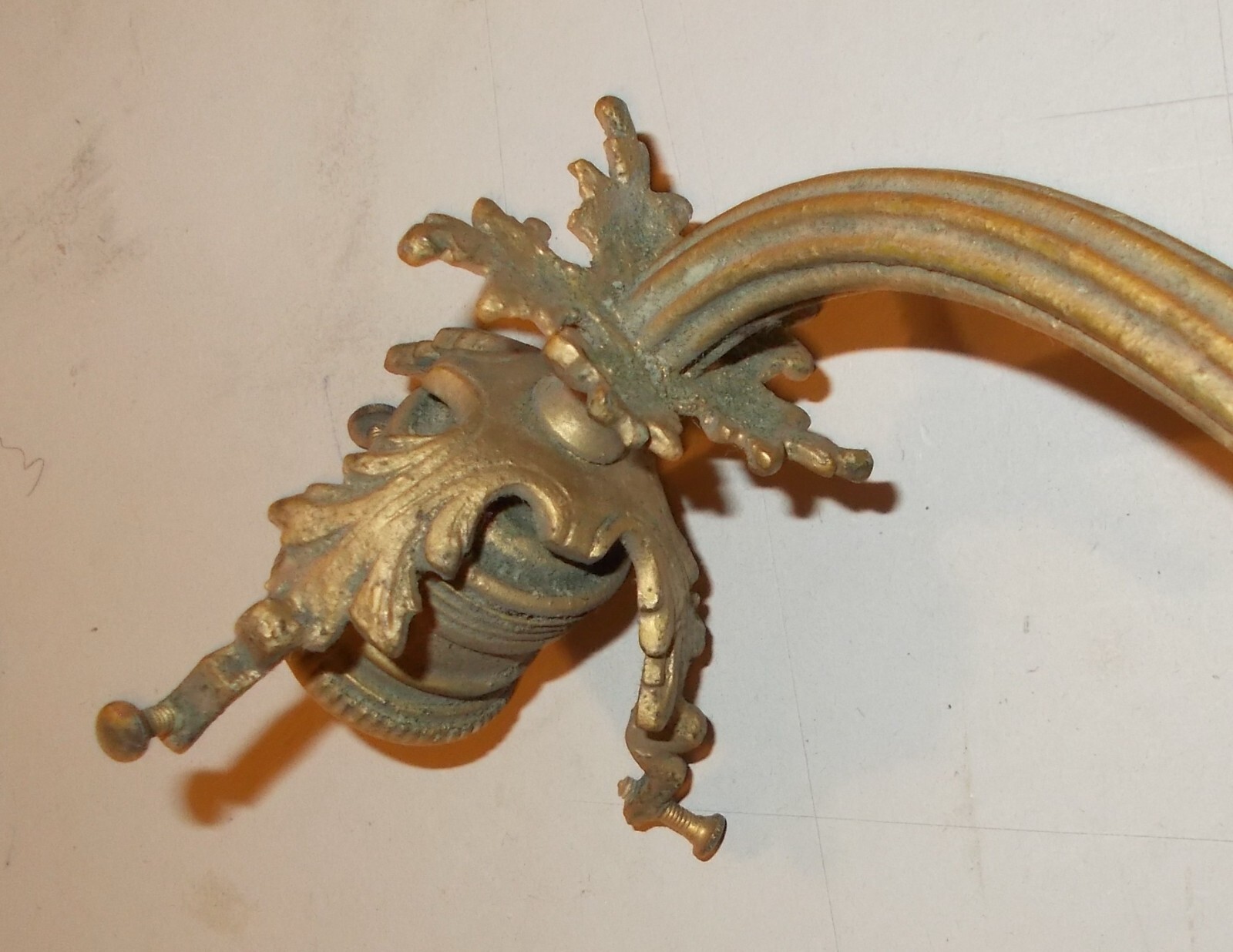 Arti Decorative: Antica Lampada Applique In Ottone Snodabile