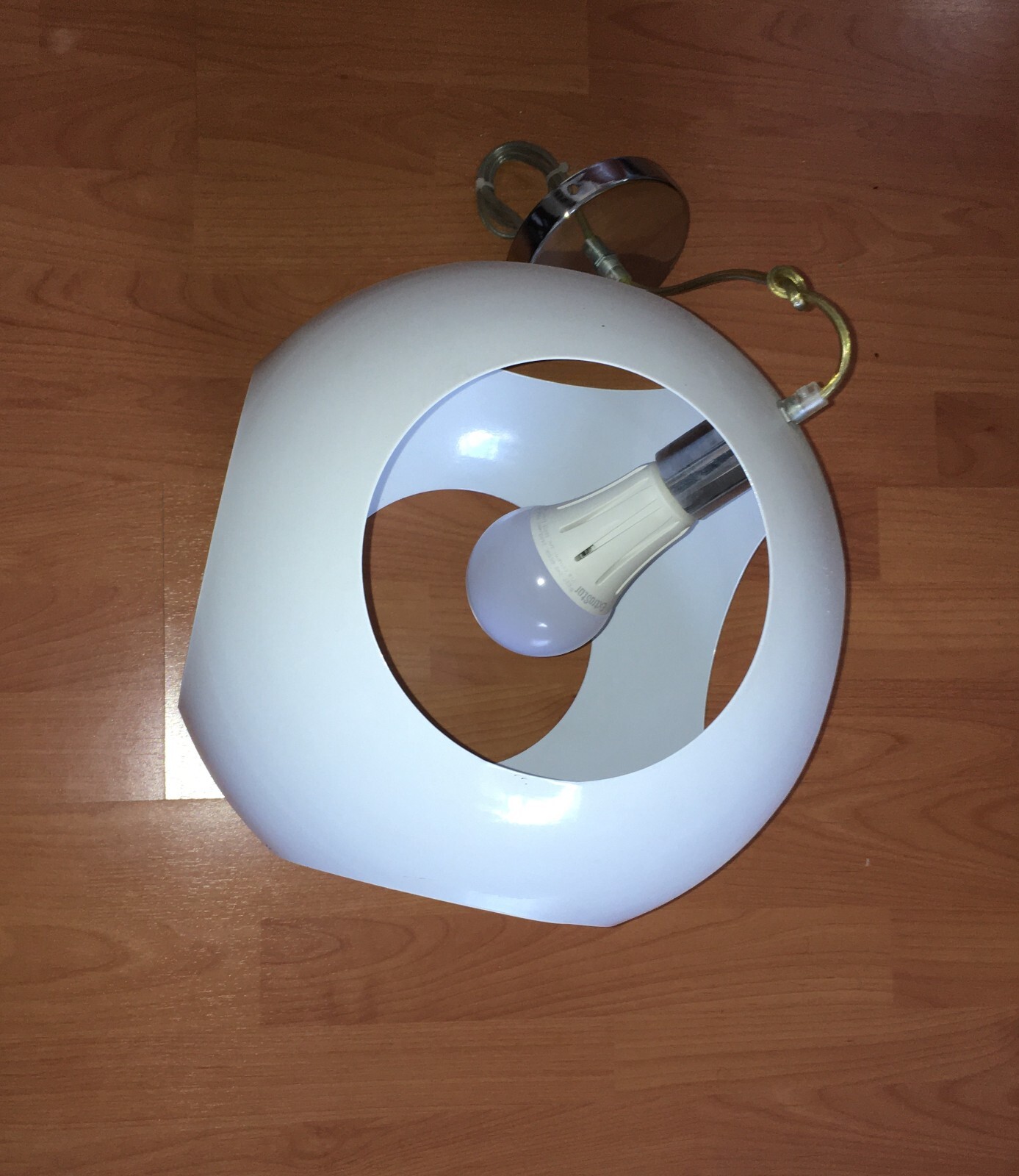 Lampada A Sospensione Sferica Space Age In Metallo Laccato