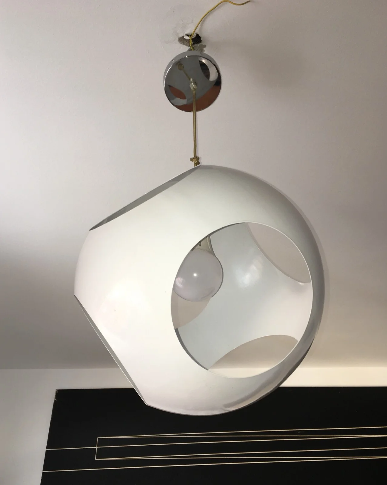 Spherical Space Age Pendant Lamp in Lacquered Metal