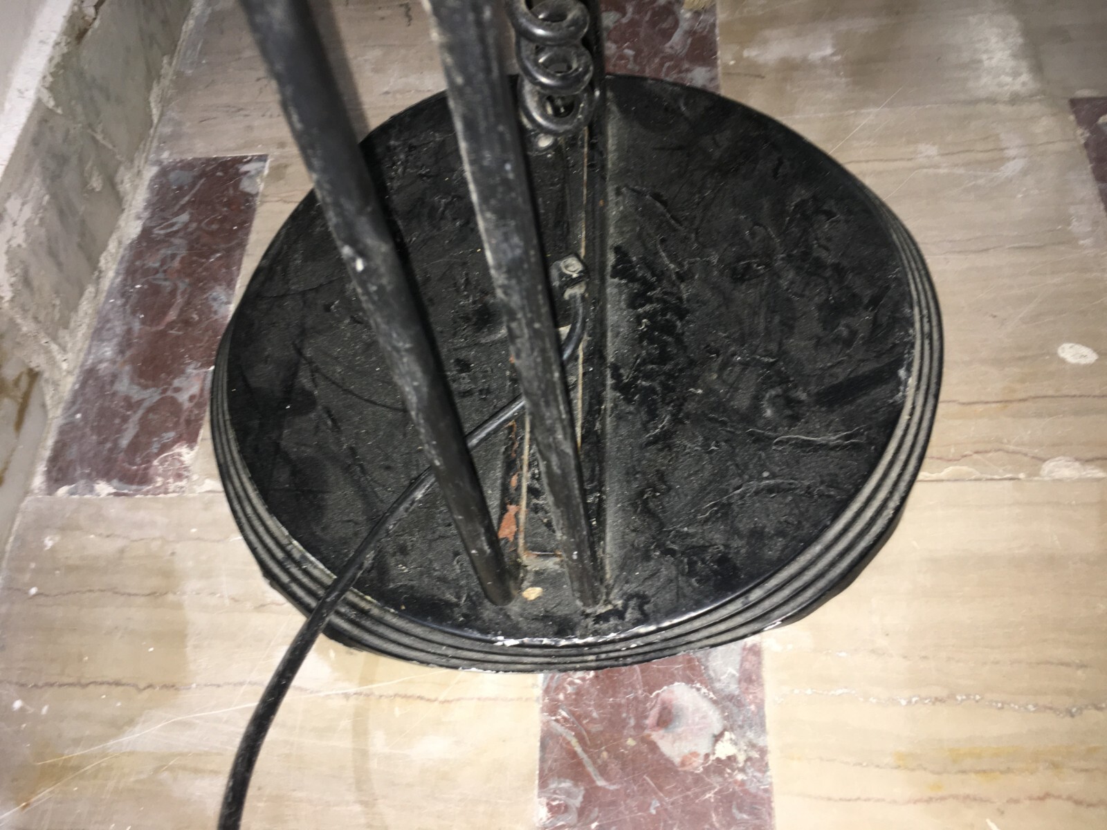 Lampada Da Terra Stilizzata   Piantana Decorativa Alogena