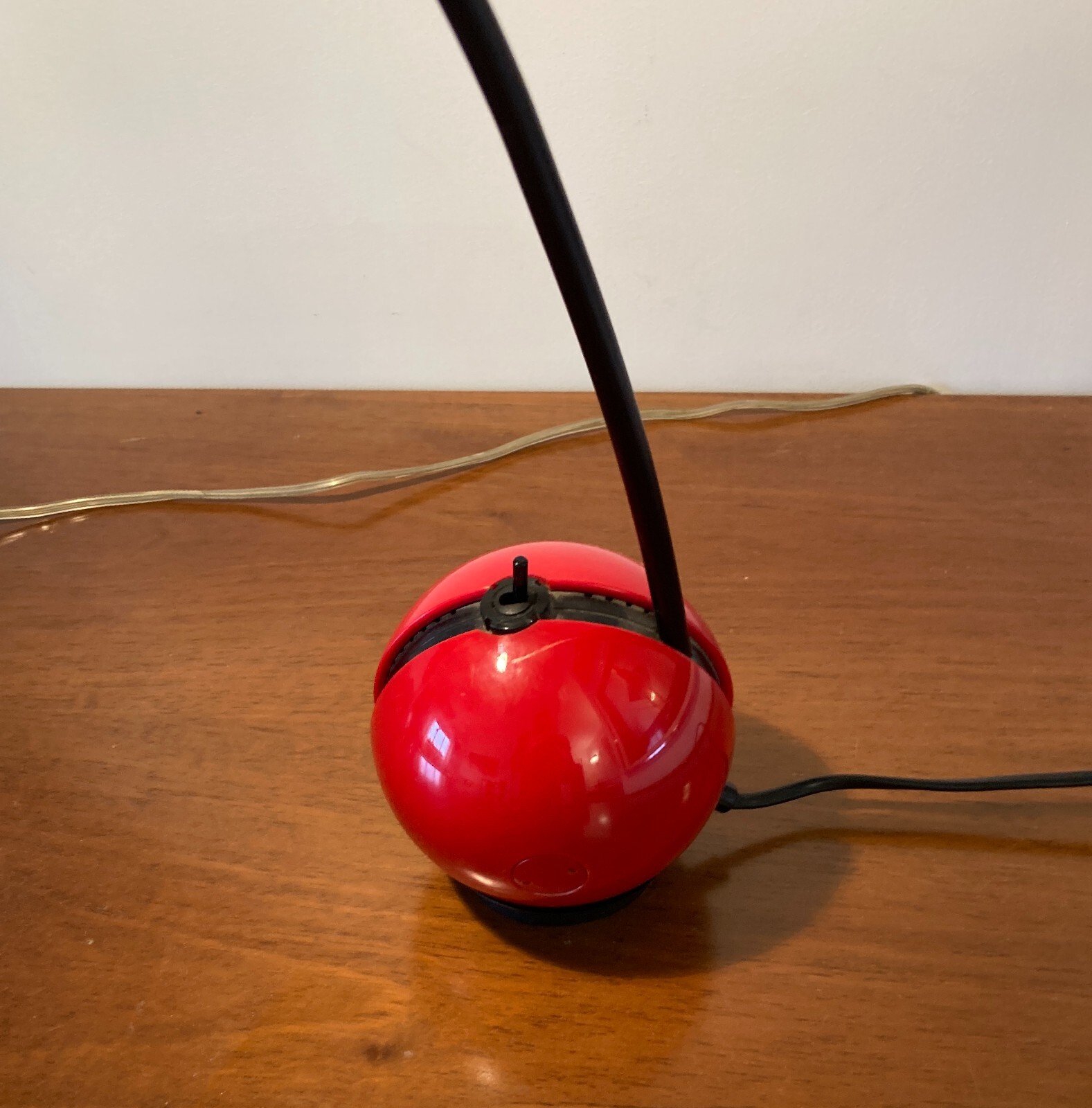 Lampada Alina Valenti   Modernariato   Design   Rossa   Non Funzionante