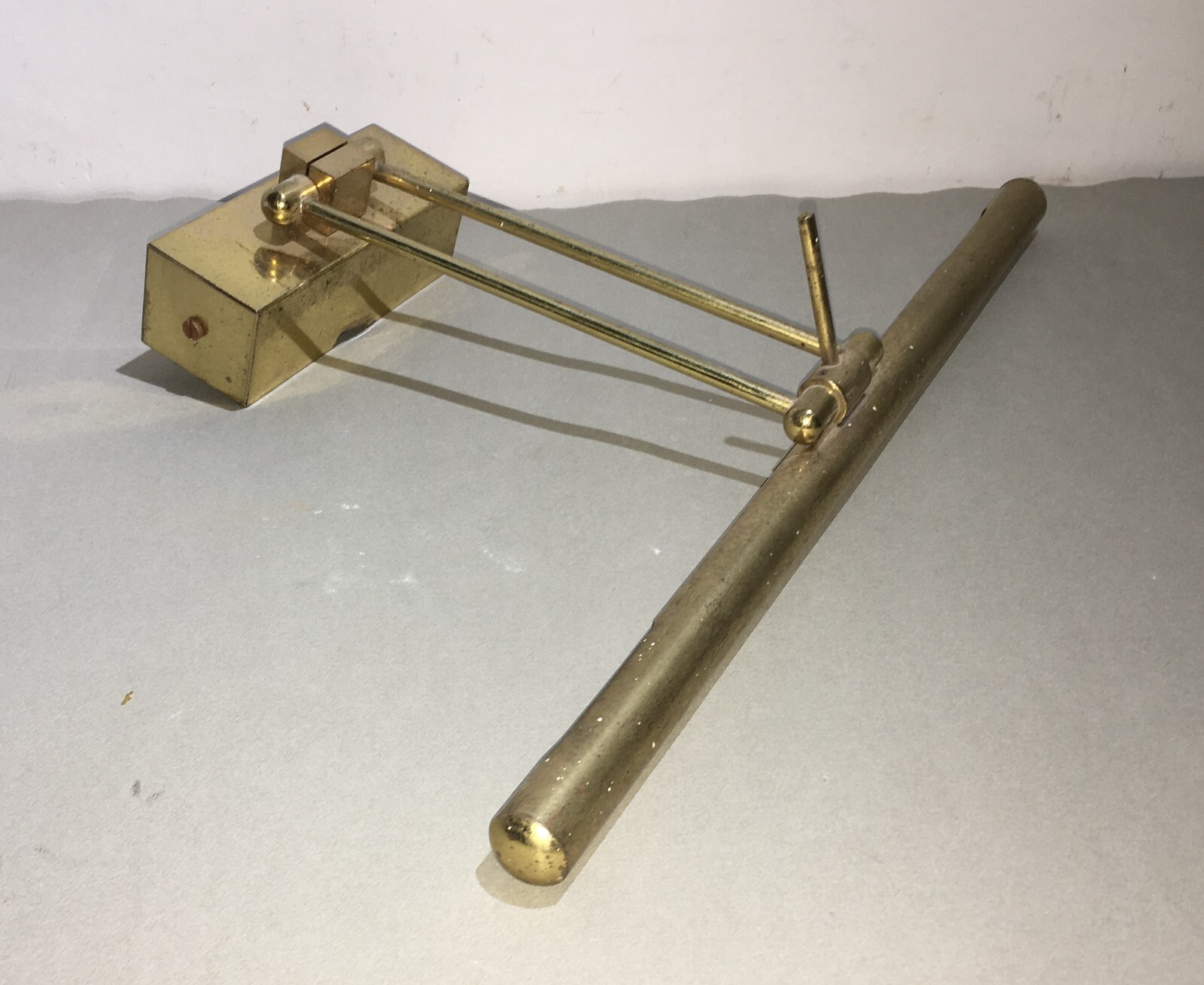 Modernariato, Design: Applique Per Illuminare Quadri, d'Epoca