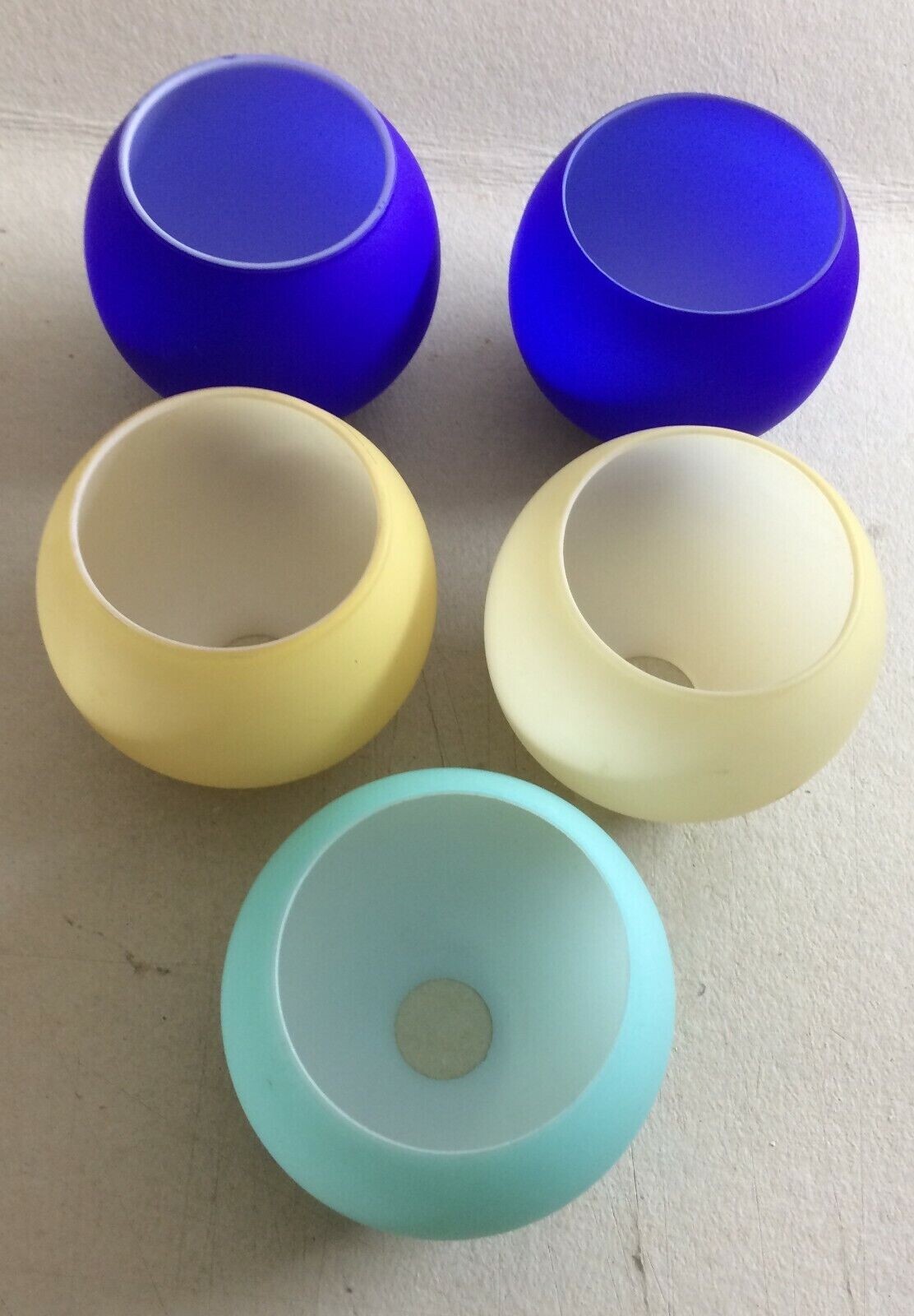Coppe Per Lampade In Vetro Colorato A Globo, Set Di Cinque