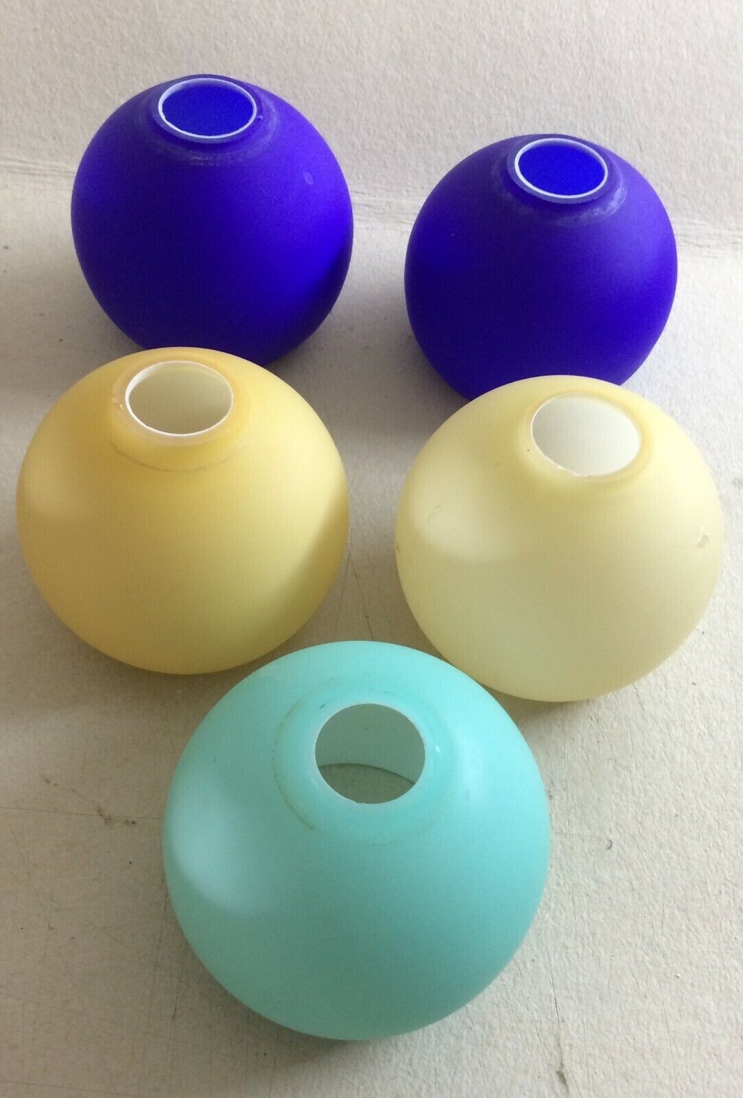 Coppe Per Lampade In Vetro Colorato A Globo, Set Di Cinque