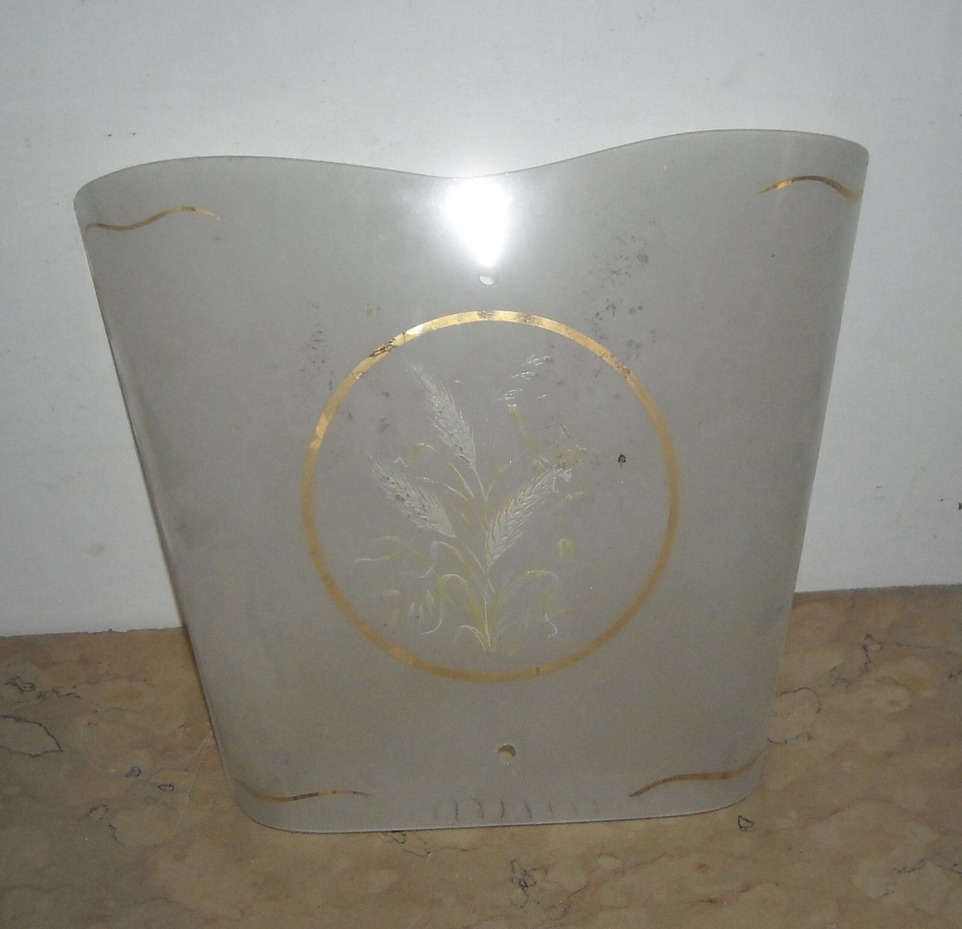 Vetro Decorativo Per Lampada Con Motivi A Spighe Di Grano, Metà Del Novecento