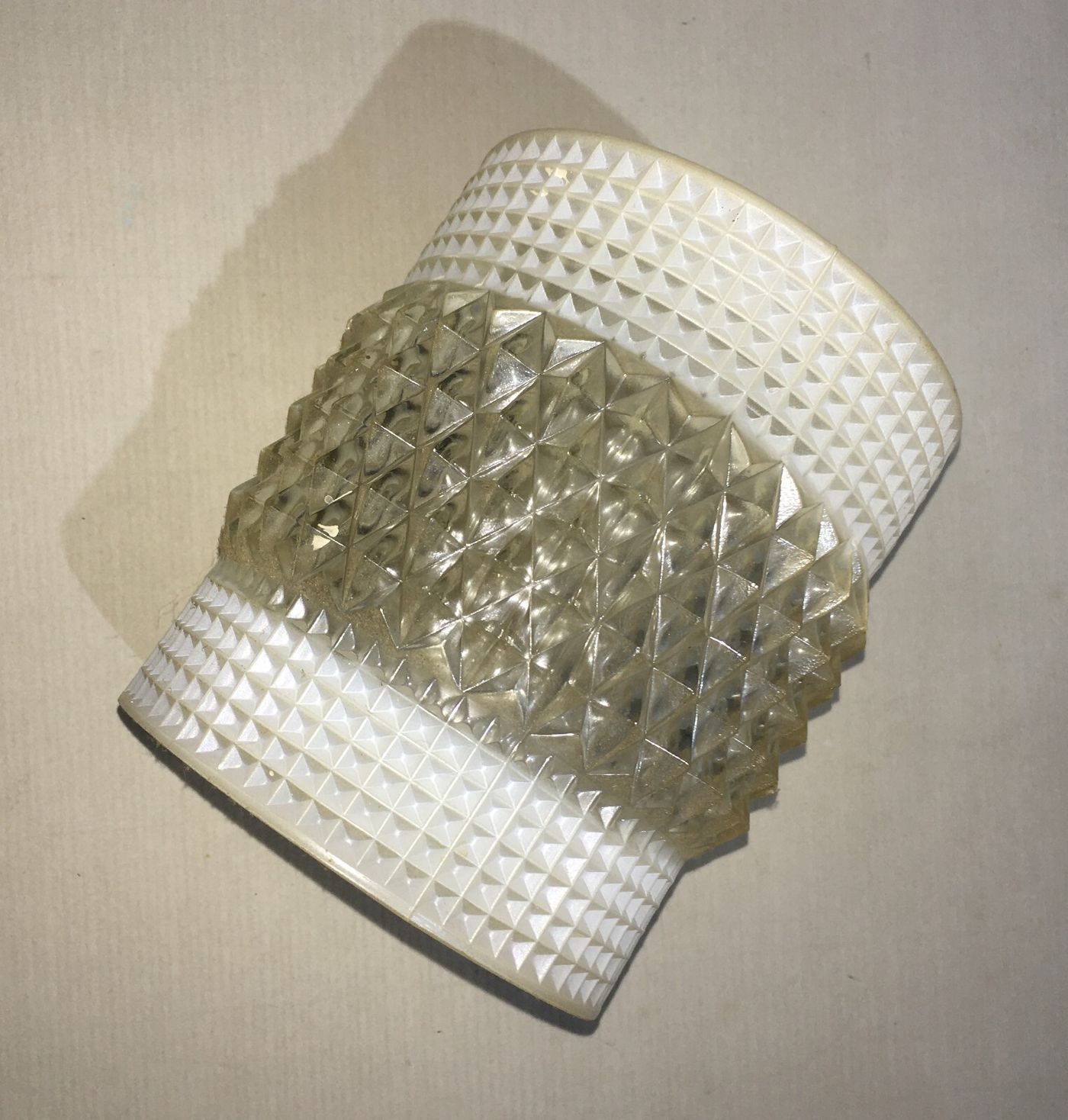 Modernariato, Design, Lampade: Coppa In Vetro Decorativa Con Decori In Rilievo