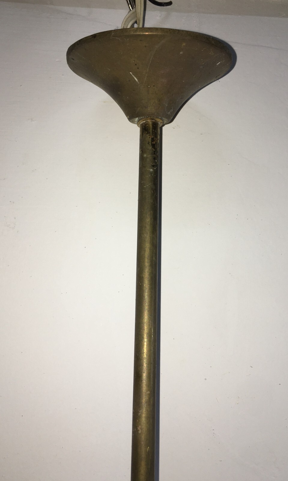 Lampada A Sospensione In Vetro Artistico Modellato E Ottone