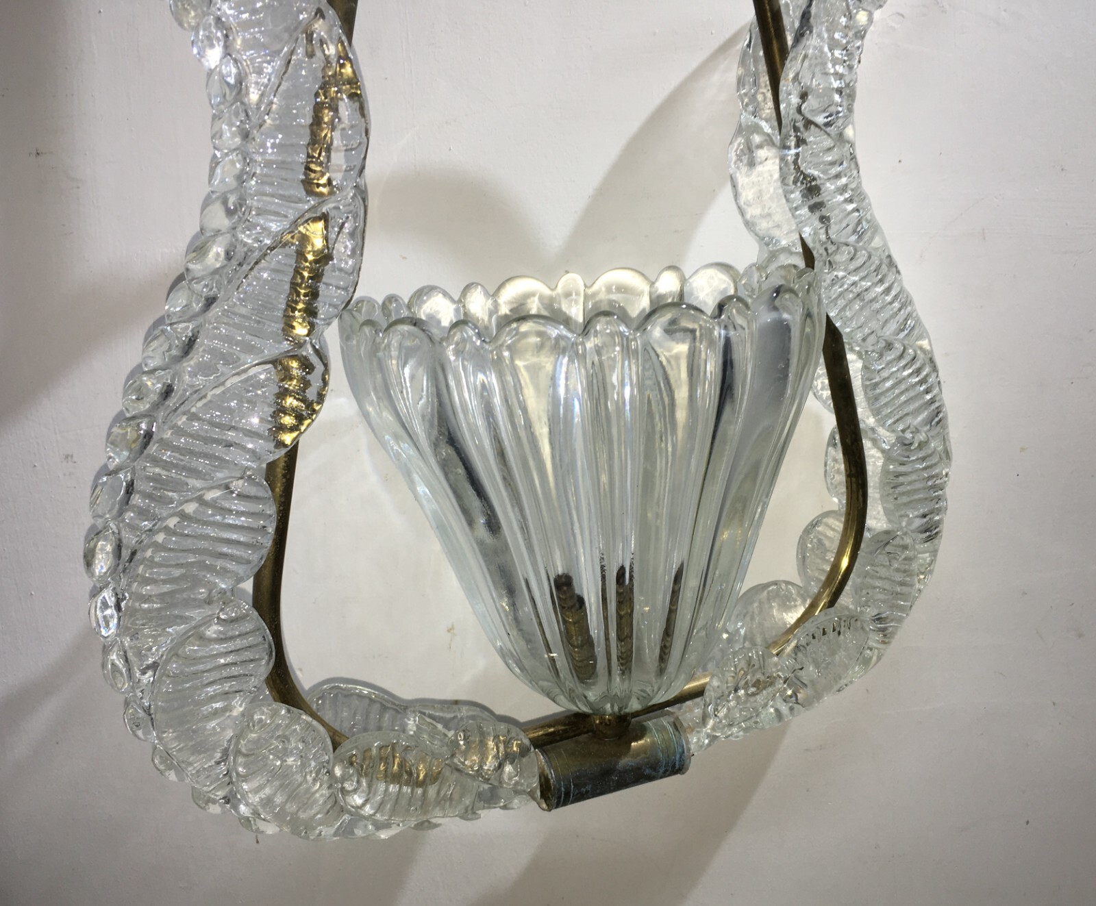 Lampada A Sospensione In Vetro Artistico Modellato E Ottone