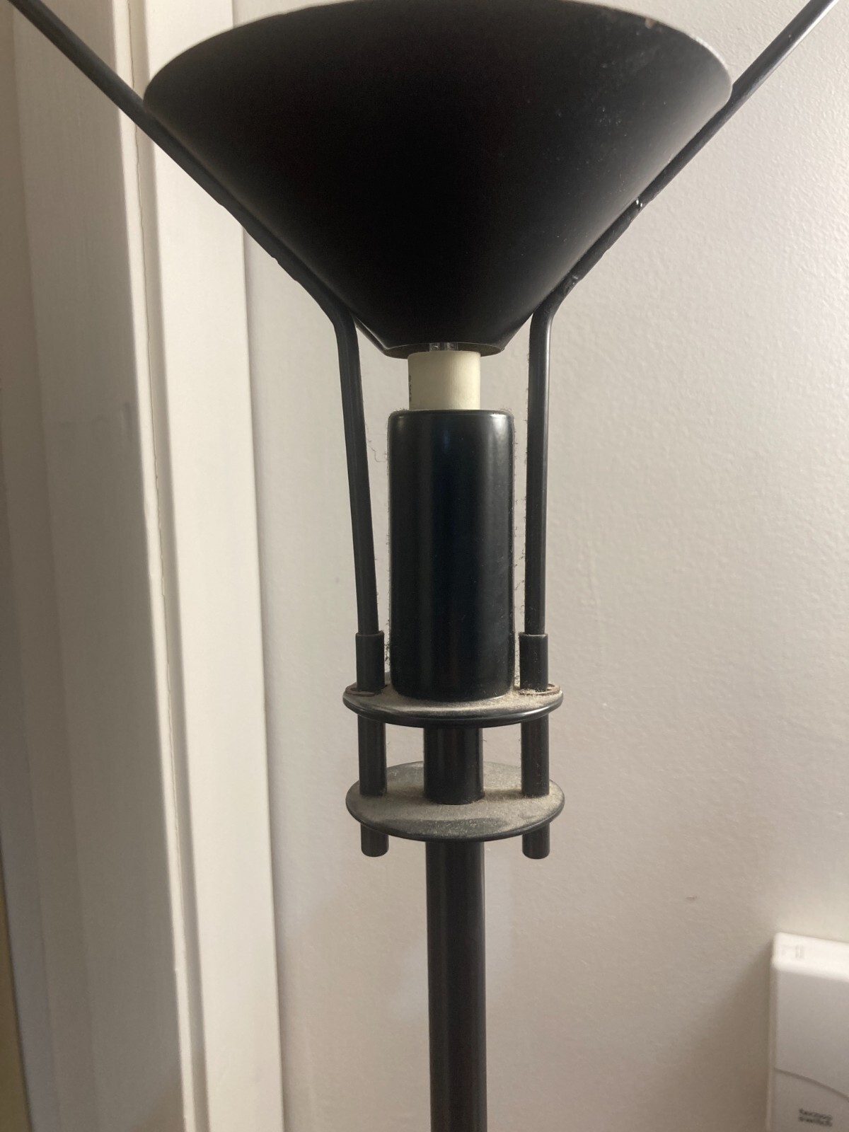 Lampada Da Terra Polifemo Di Carlo Forcolini Per Artemide